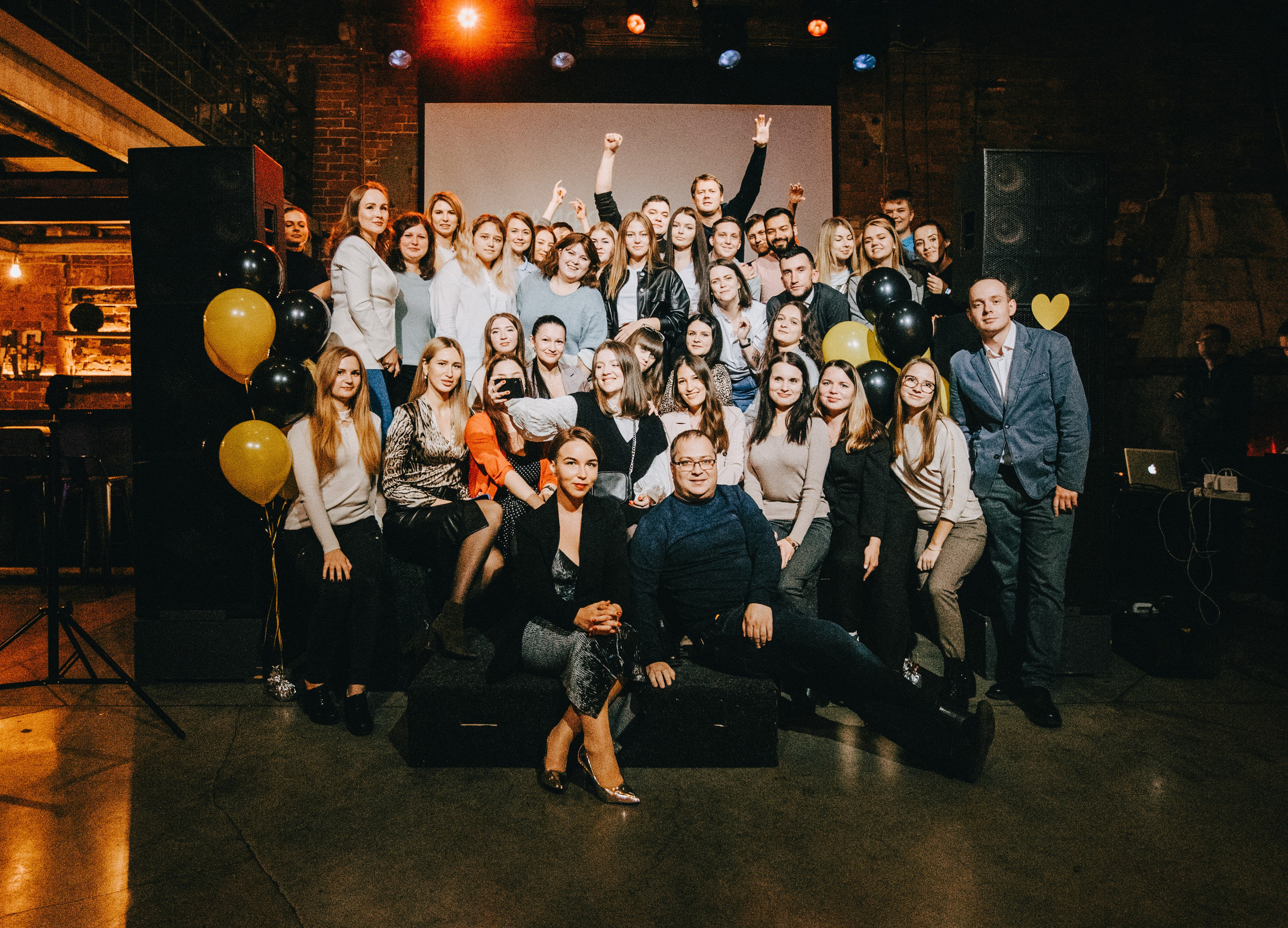 Корпоратив Райффайзен банка. АНДРЕЙ ШИРКАЛИН РЕПОРТАЖНЫЙ ФОТОГРАФ МОСКВА НА КОРПОРАТИВ, ДЕНЬ РОЖДЕНИЯ, БАНКЕТ, КОНФЕРЕНЦИЮ, ТИМБИЛДИНГ