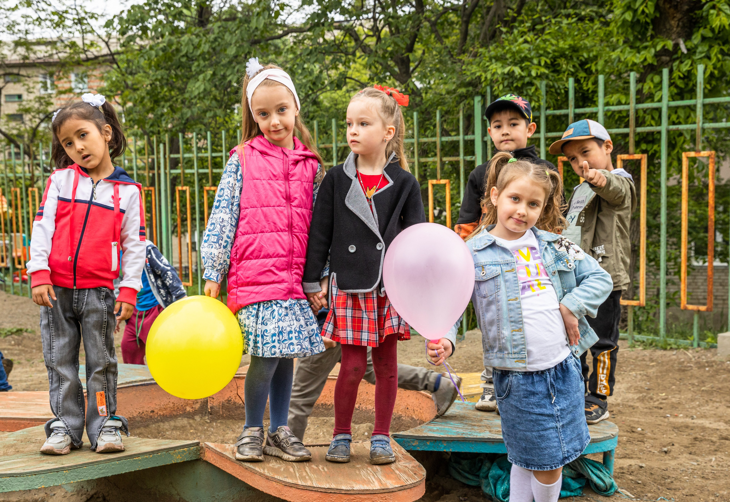 Репортажно-постановочная съемка в саду. Детский семейный фотограф в г. Находка Ольга Коваленко, фотостудия Memories