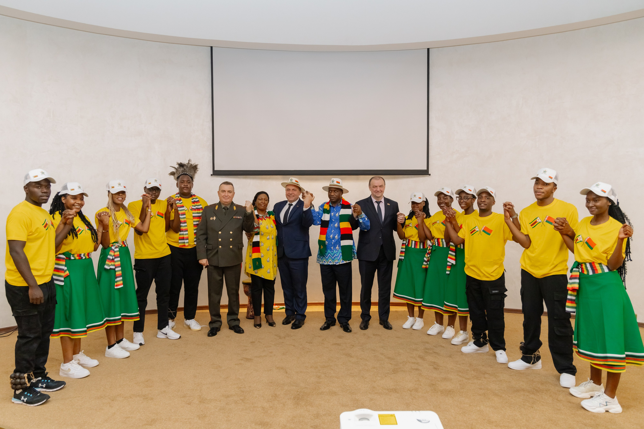 Фотосъемка делегации Посольства Зимбабве в Минске. Свадебный фотограф в Минске/Беларуси Сергей Спиридонов