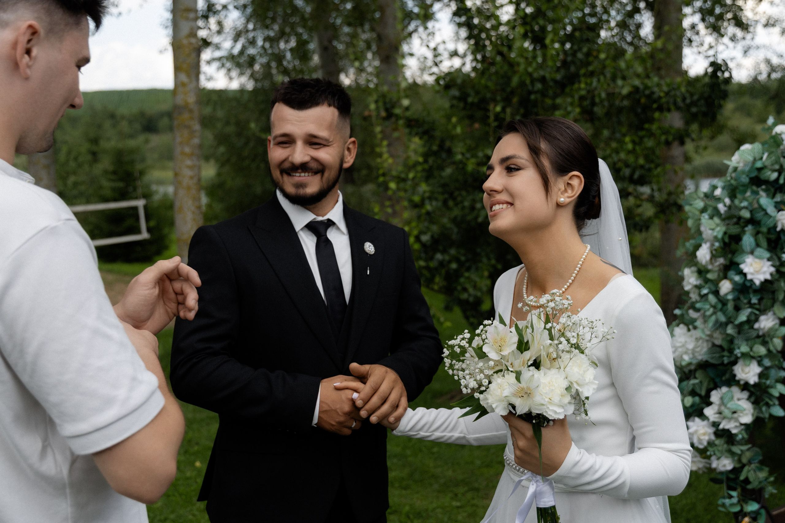 Свадебная фотосессия в агроусадьбе Лабодянка в Минске. Свадебный фотограф в Минске/Беларуси Сергей Спиридонов