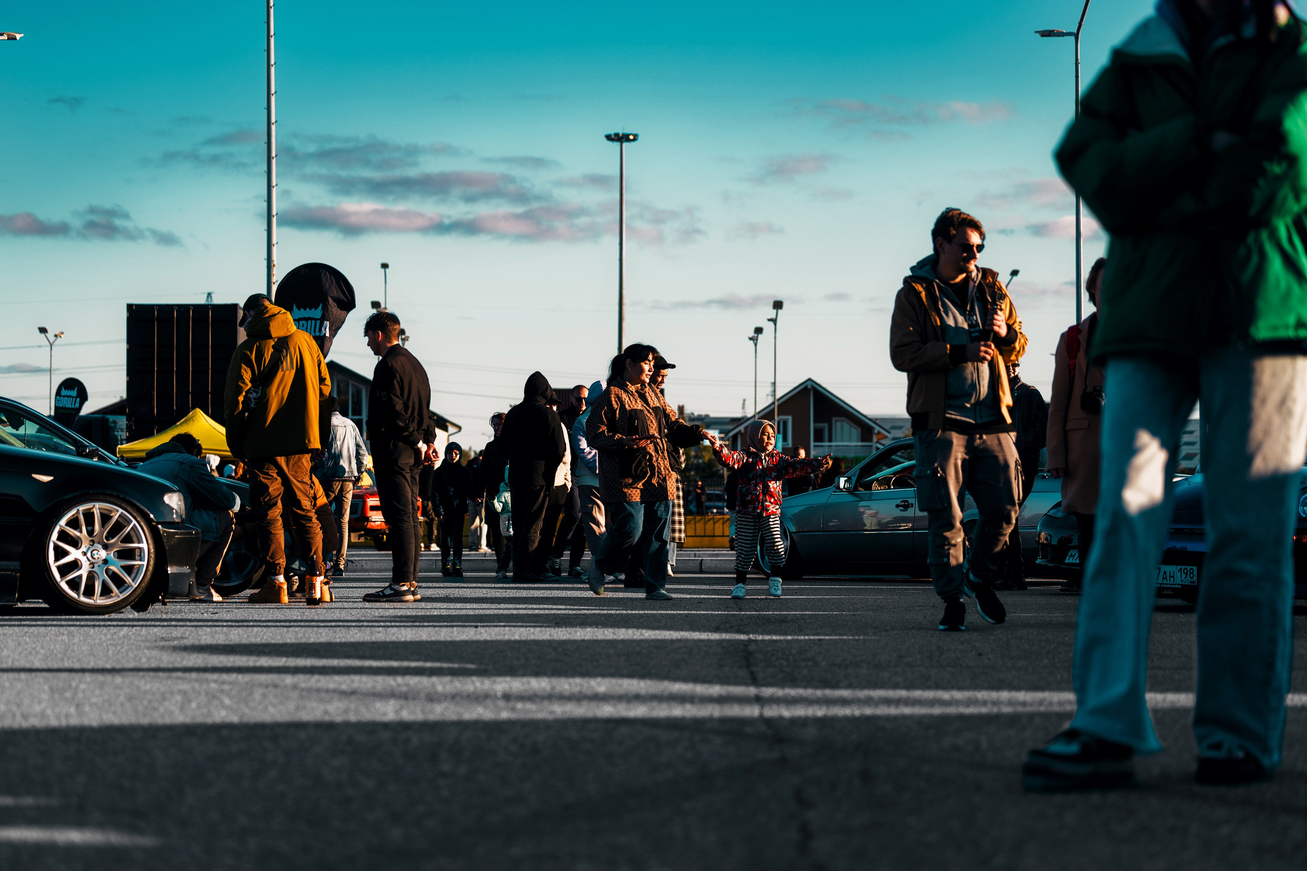 Фотографии закрытия сезона 2025 VibeSide — дрифт и автошоу у МЕГА Дыбенко, Санкт-Петербург