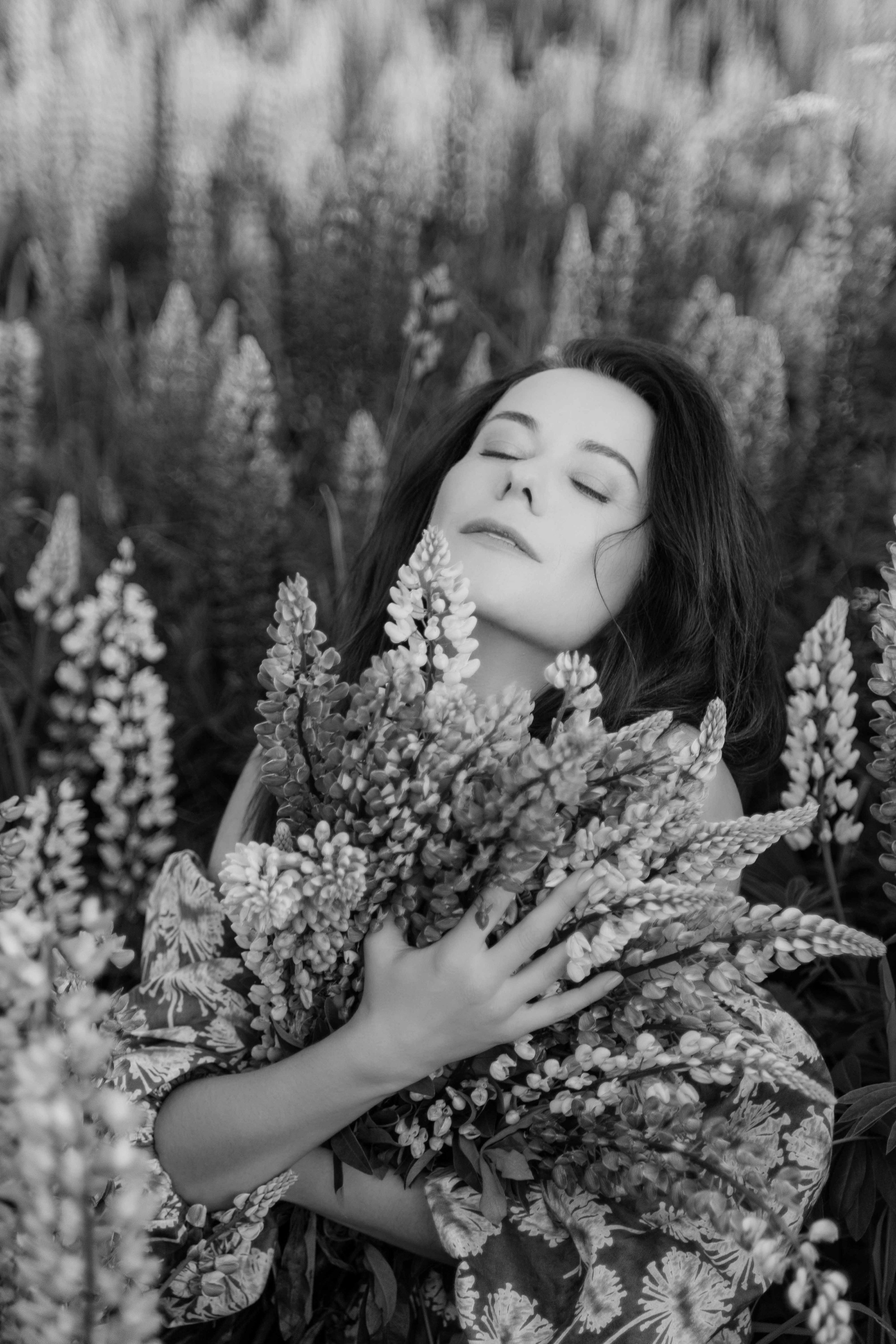 Наташа и люпины. Фотограф и видеограф в Москве и Абу Даби Мария Кулагина