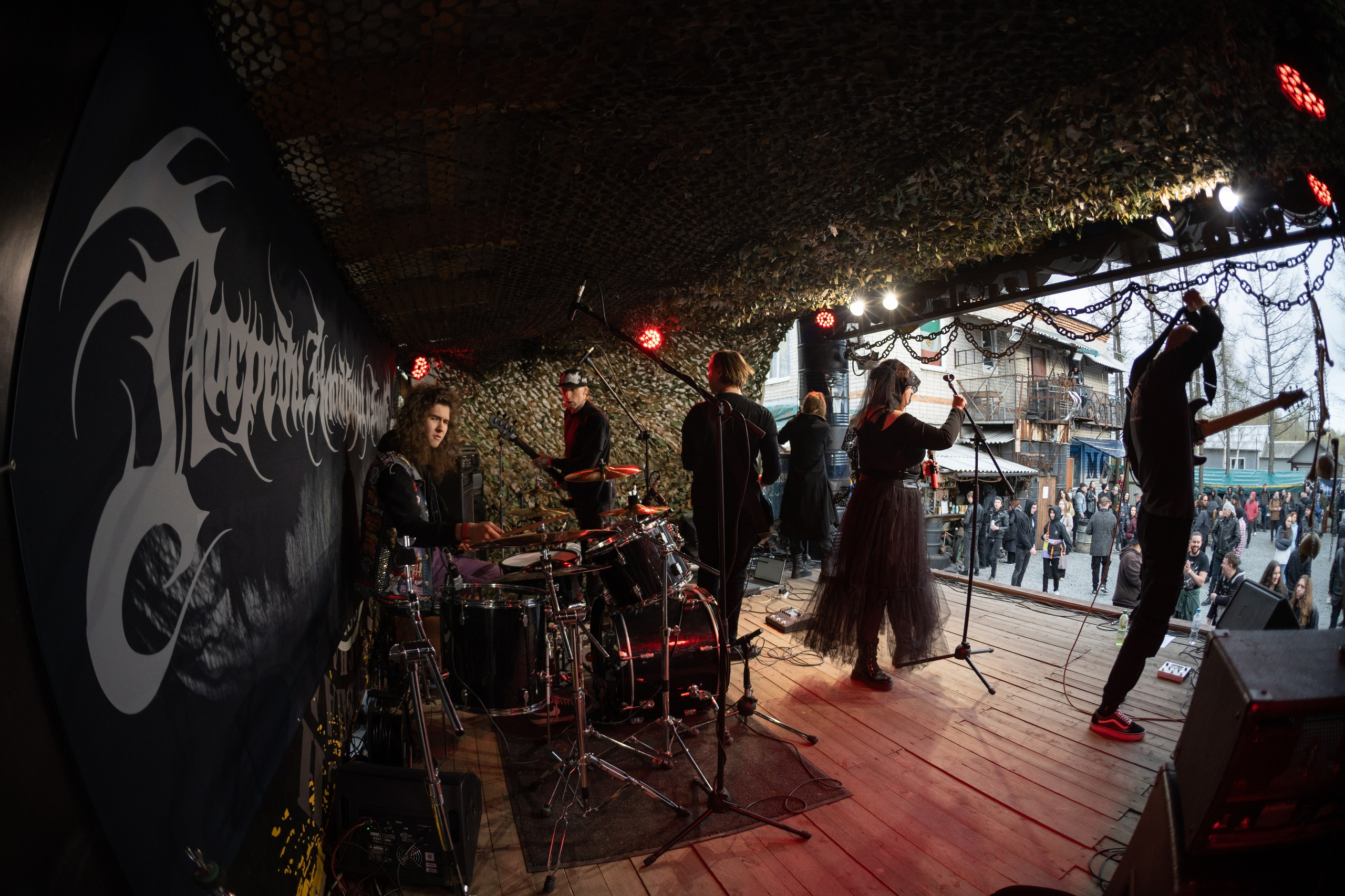 Фестиваль «ПОСРЕДИ КЛАДБИЩ И БОЛОТ»|Архангельск. Концертный и репортажный фотограф в Санкт-Петербурге Слава Пахомов