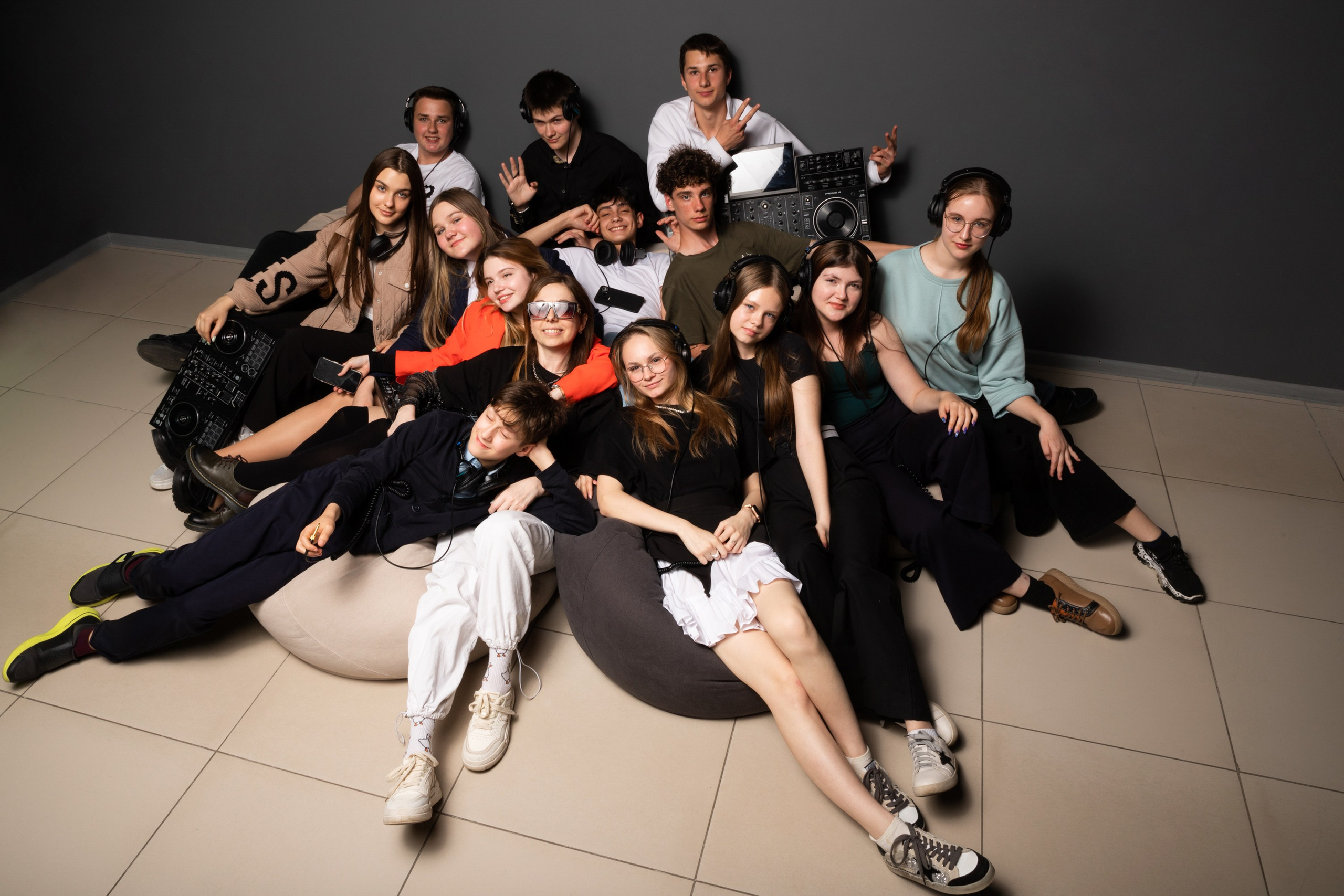 DJs. Репортажный и свадебный фотограф в Курске Борис Захарчук