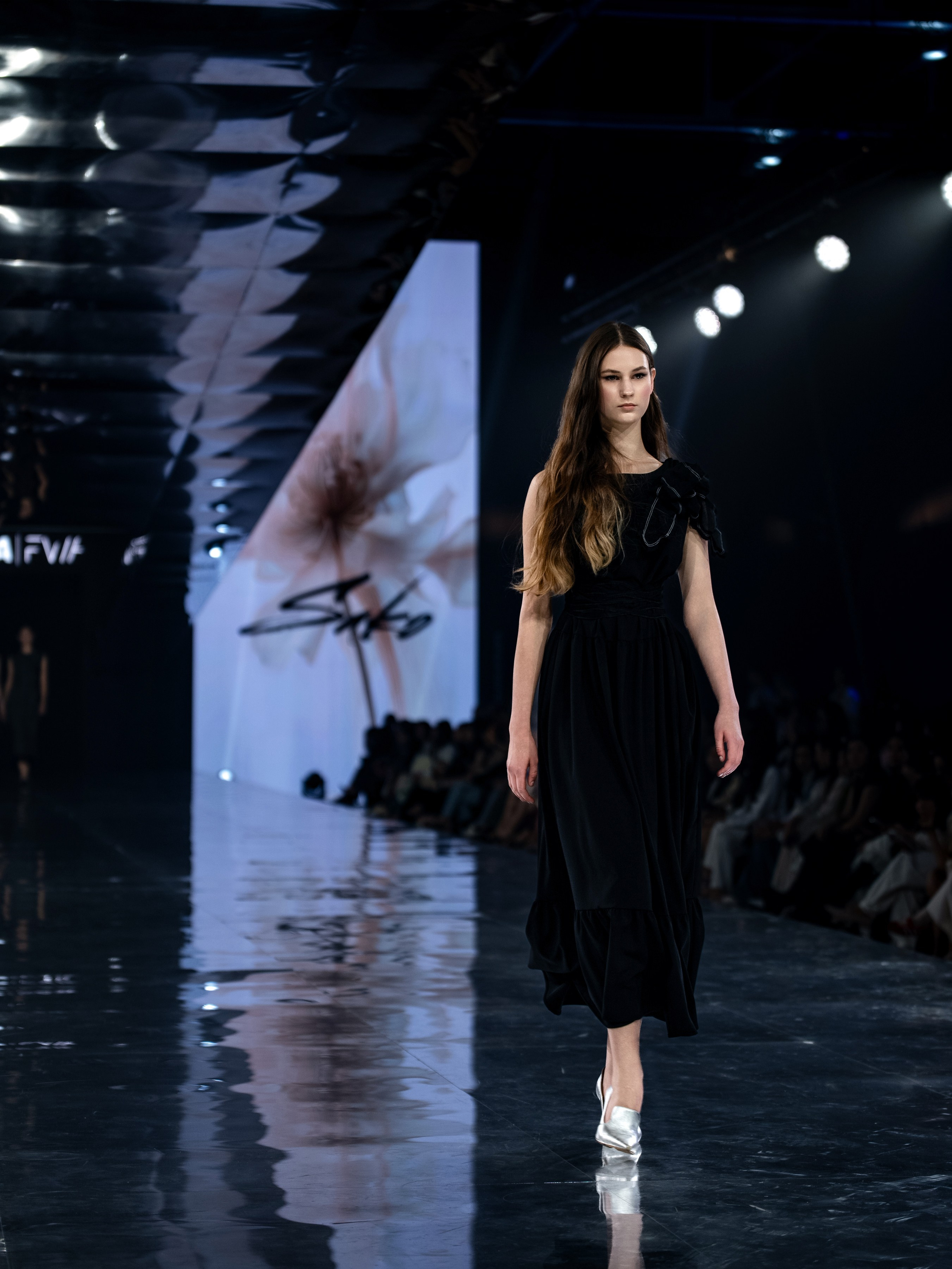 Visa Fashion Week Sako. Сайт Алматинского НЮ АРТ, будуар и фэшн фотографа Дениса Карпенко