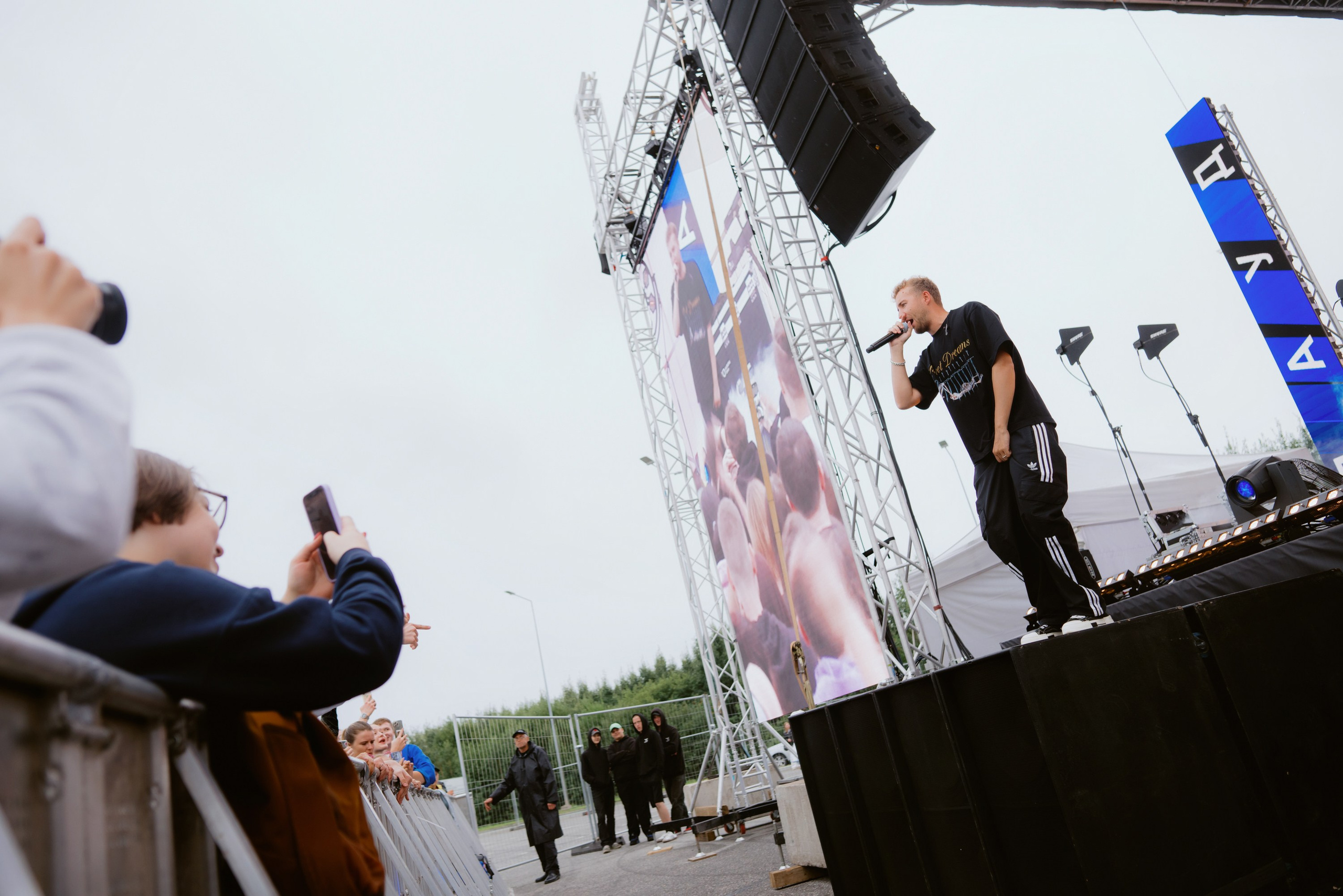 Dvor mega music festival. Photographer — ERASTOV