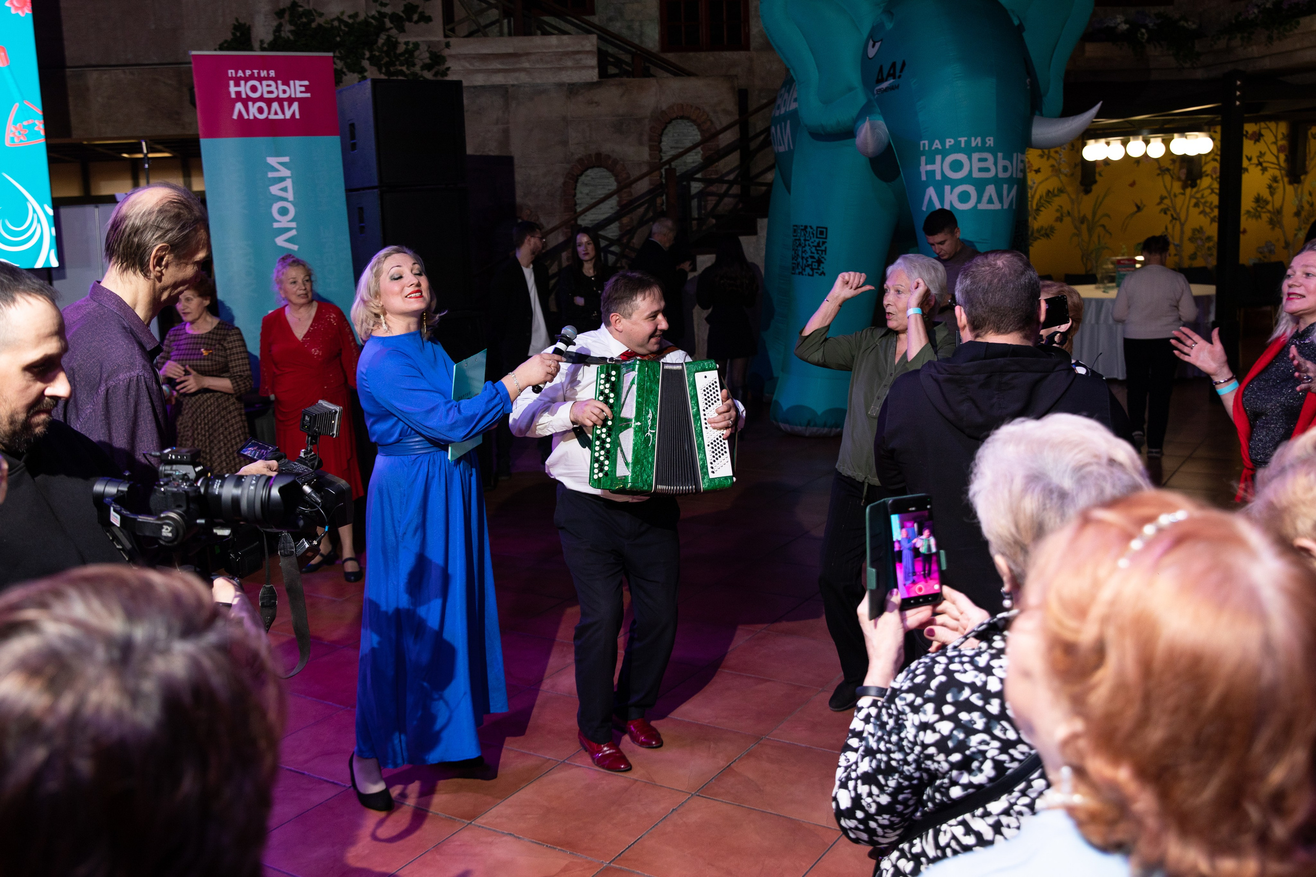 Жить по-новому 2026. Репортажный и свадебный фотограф в Челябинске Елисеев Павел