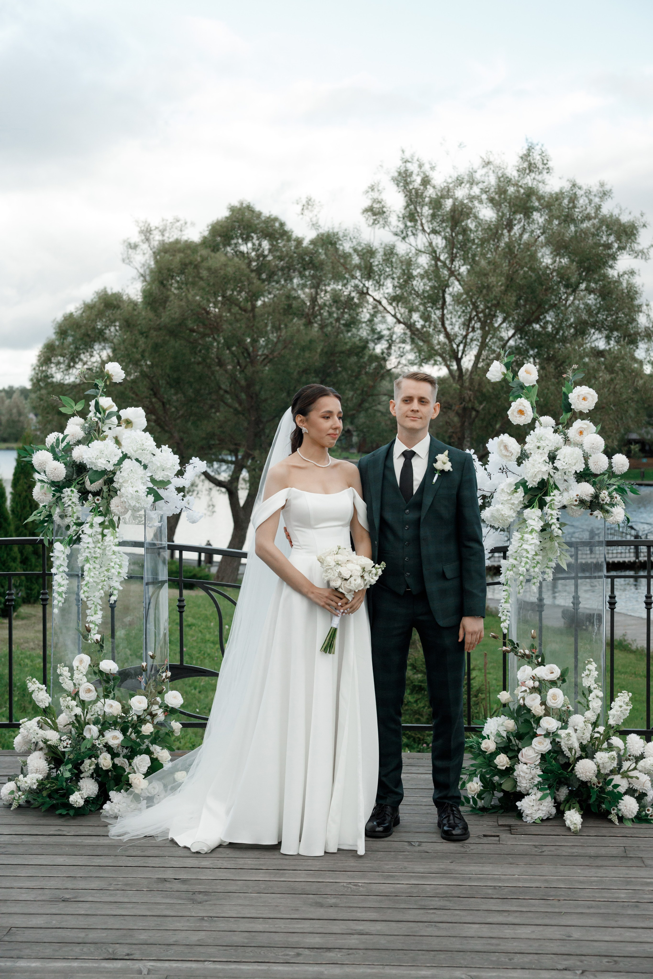 Регистрация в отеле Fish Point, ЗАГС Бутово, прогулка в Остафьево. Свадебный и репортажный фотограф (Москва, Королев и другие)