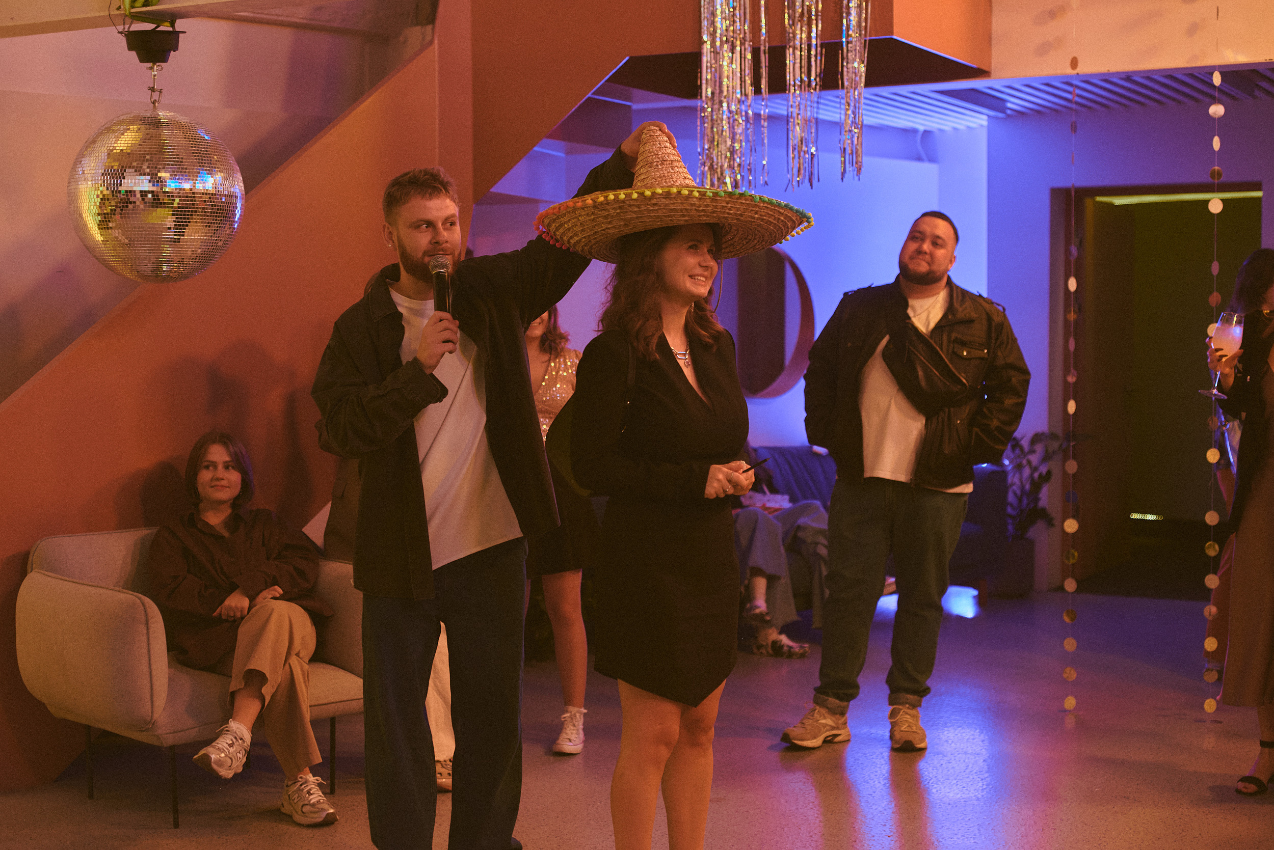 Репортажный фотограф в Москве Даша Беседина. Портретный фотограф в Москве Даша Беседина