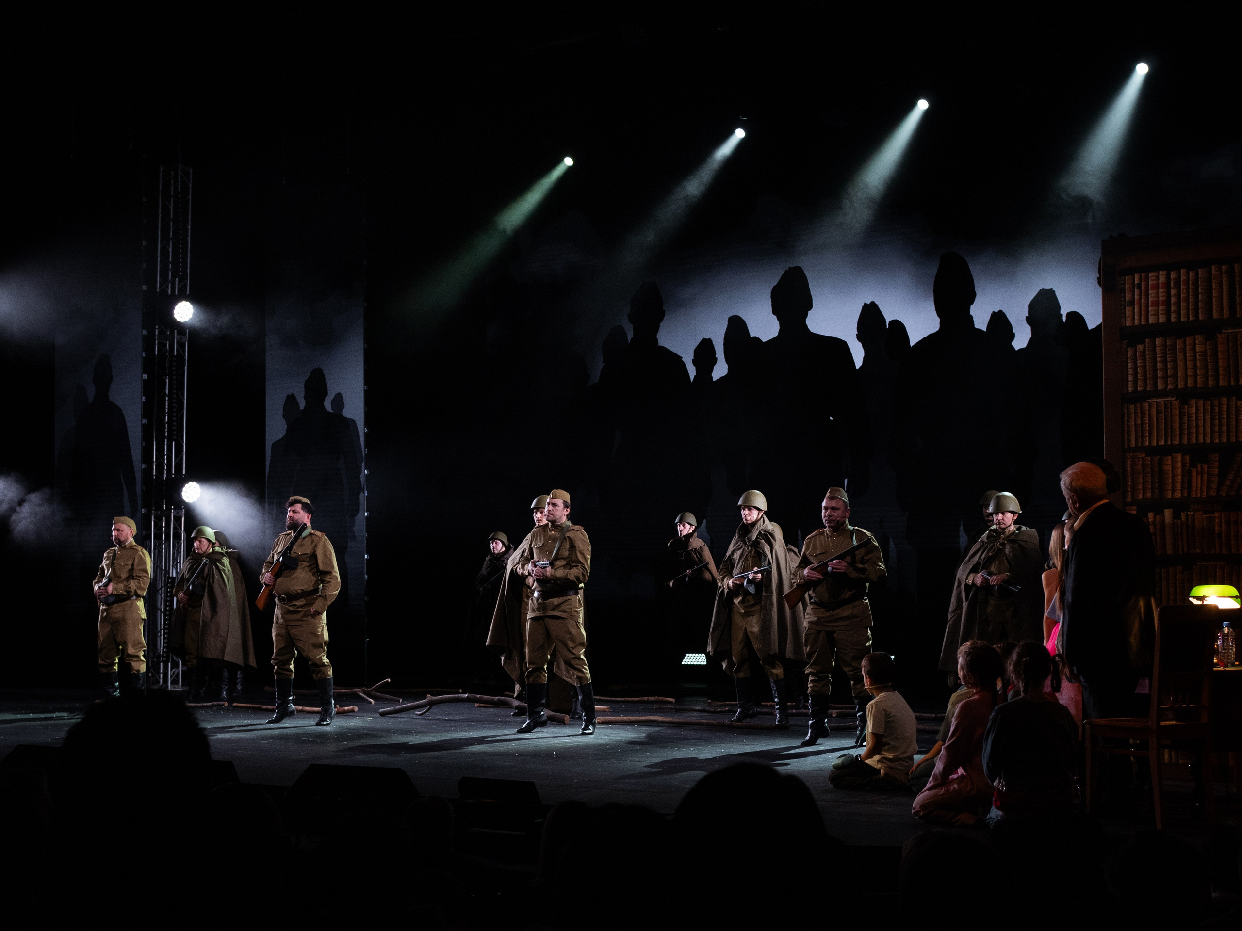 Василий Теркин, театр «Русская песня». Фотограф Ольга Махалова — Санкт-Петербург, Москва, Нижний Новгород