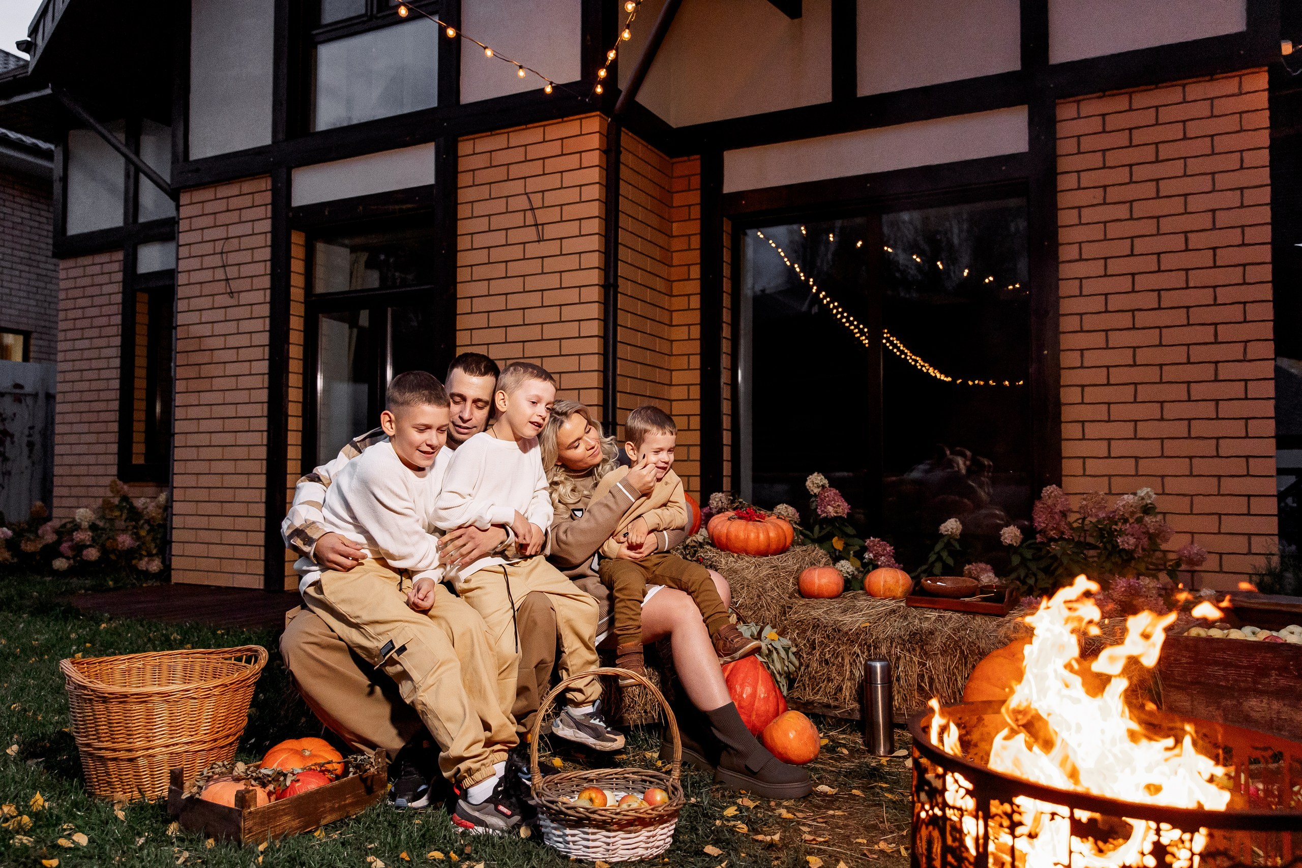 Эдуард и Дарья с сыновьями. Свадебный и семейный фотограф в Челябинске Юлия Ишимова