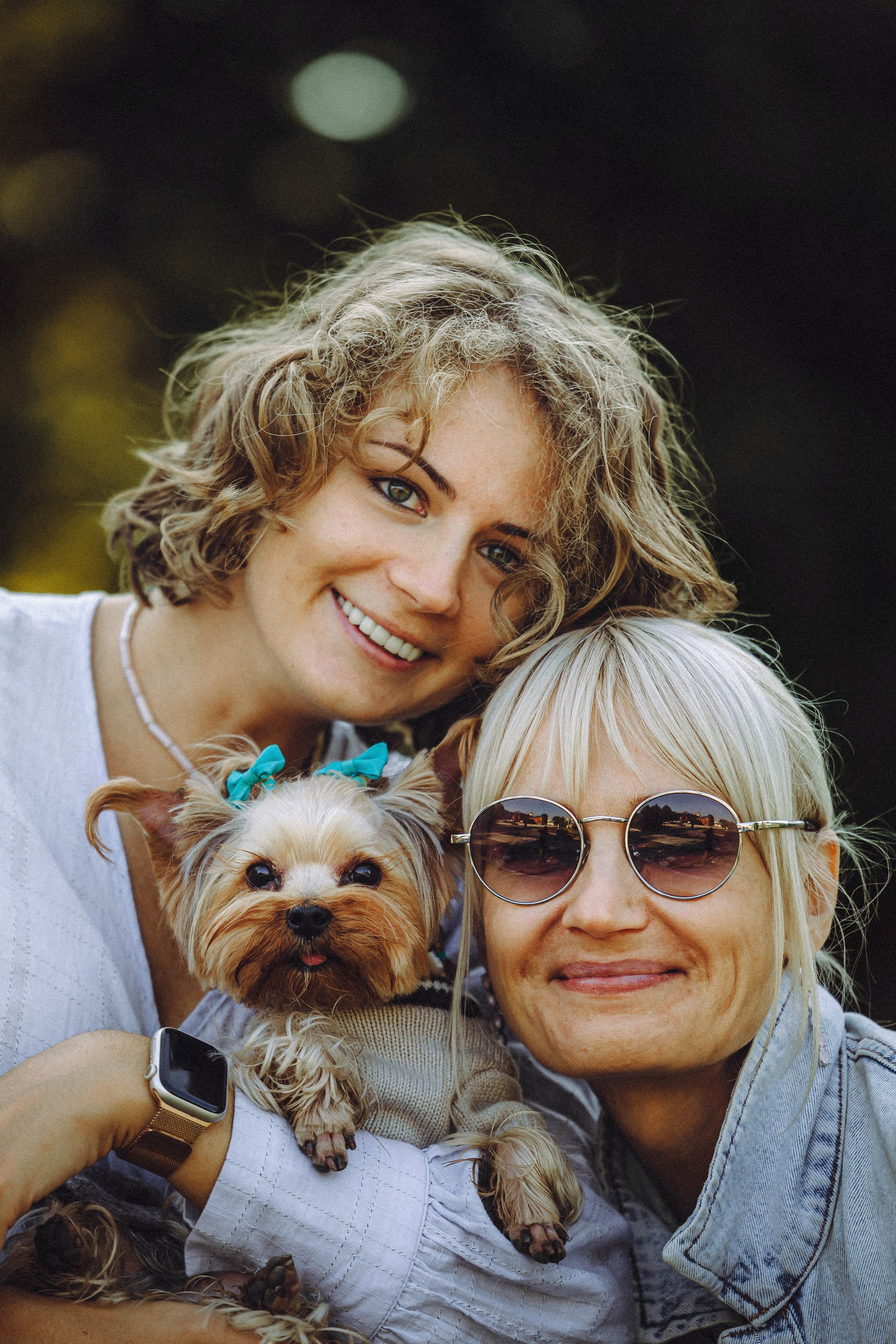 Дженни, Оливия и их семья