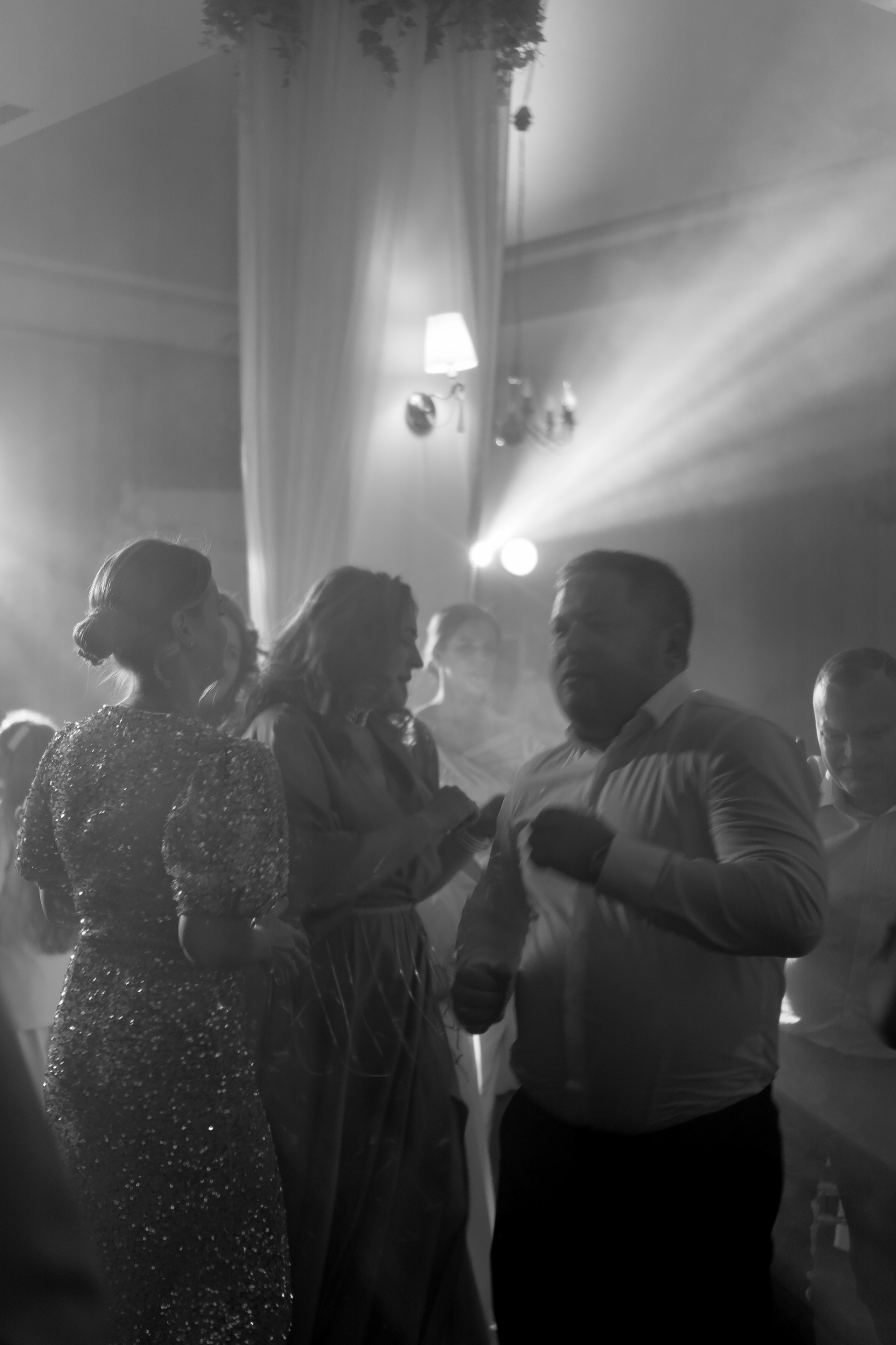 СЬЕМКА СВАДЕБНОГО БАНКЕТА (СНЯТО В СИБИРЕ В НИЖНЕВАРТОВСКЕ). Профессиональный фотограф, Санкт-Петербург — Виктория Богомолова