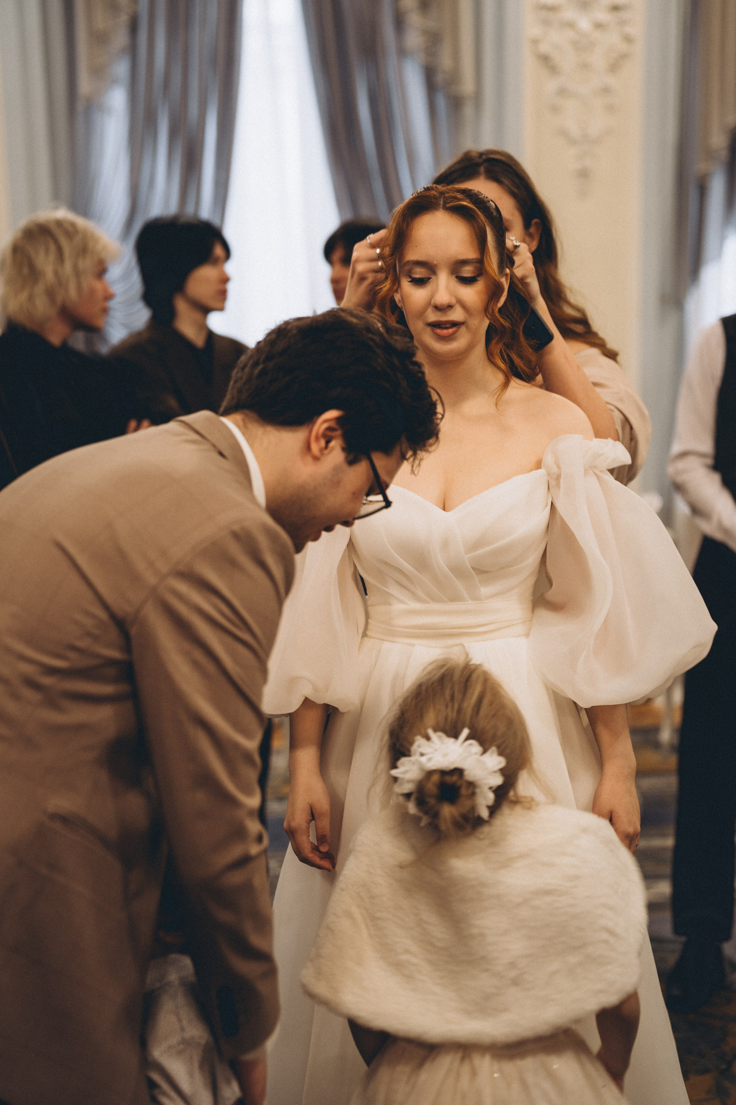 СВАДЕБНАЯ СЬЕМКА ВО ВТОРОМ ДВОРЦЕ С ГОСТЯМИ И ПРОГУЛКА В ТАВРИЧЕСКОМ САДУ. Профессиональный фотограф, Санкт-Петербург — Виктория Богомолова