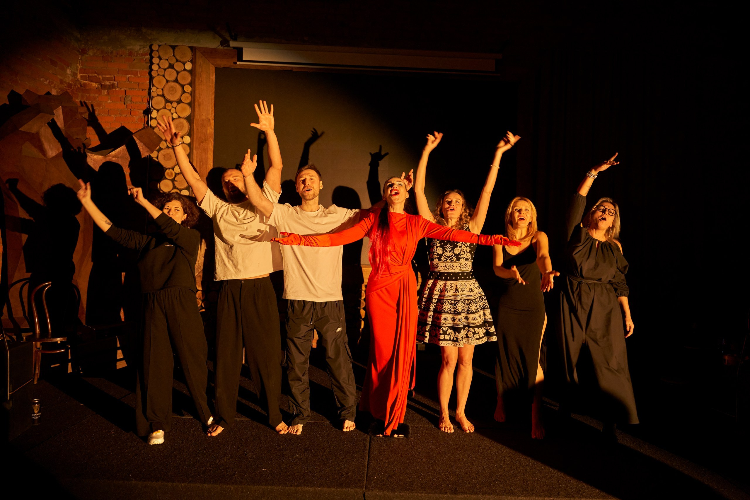 МИРОВОМ ПРАВИТ ЛЮБОВЬ