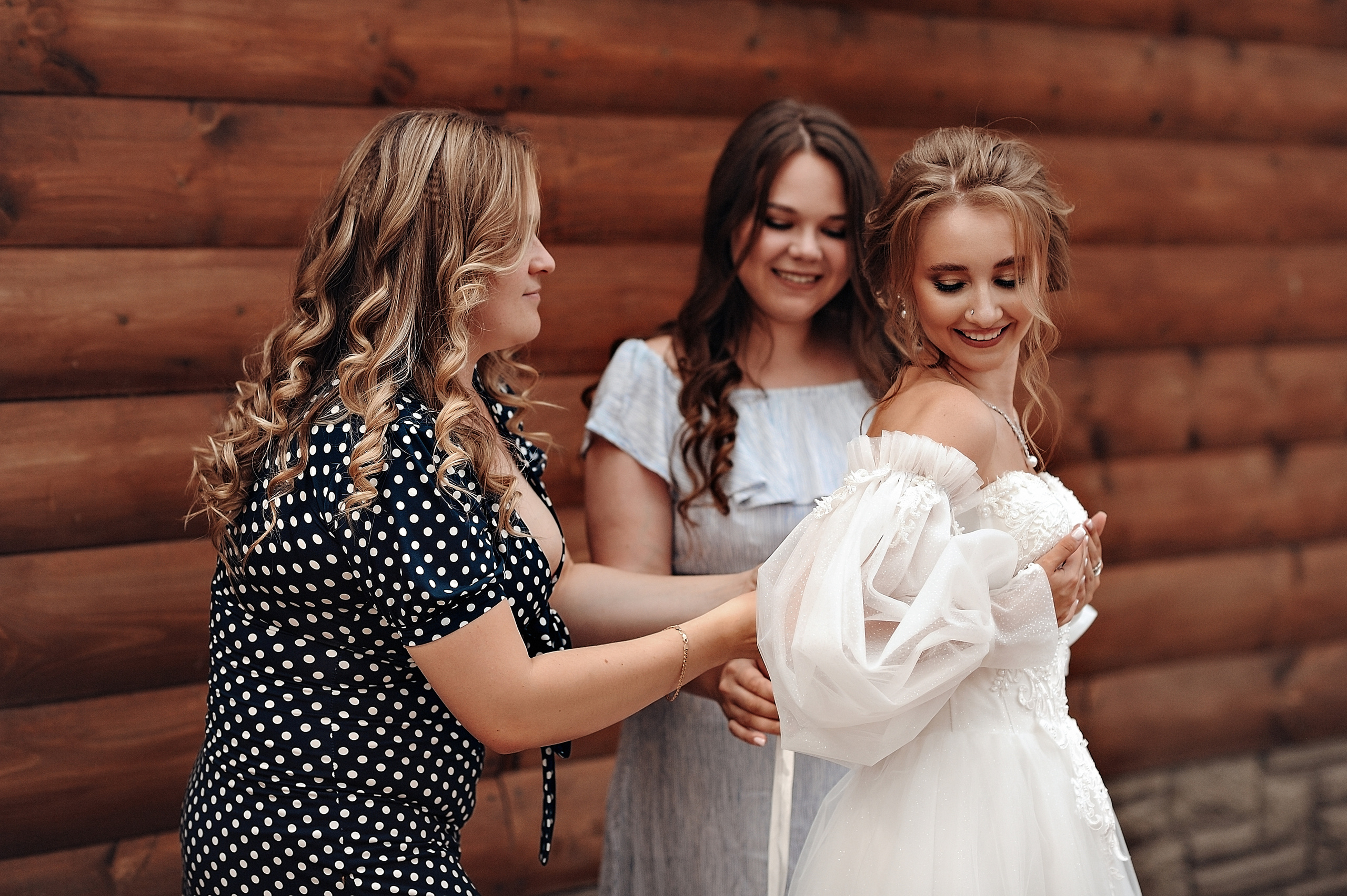 Свадьба 21.08.2021 г. Сборы невесты на турбазе. Свадебный и семейный фотограф в Самаре Головань Наталья