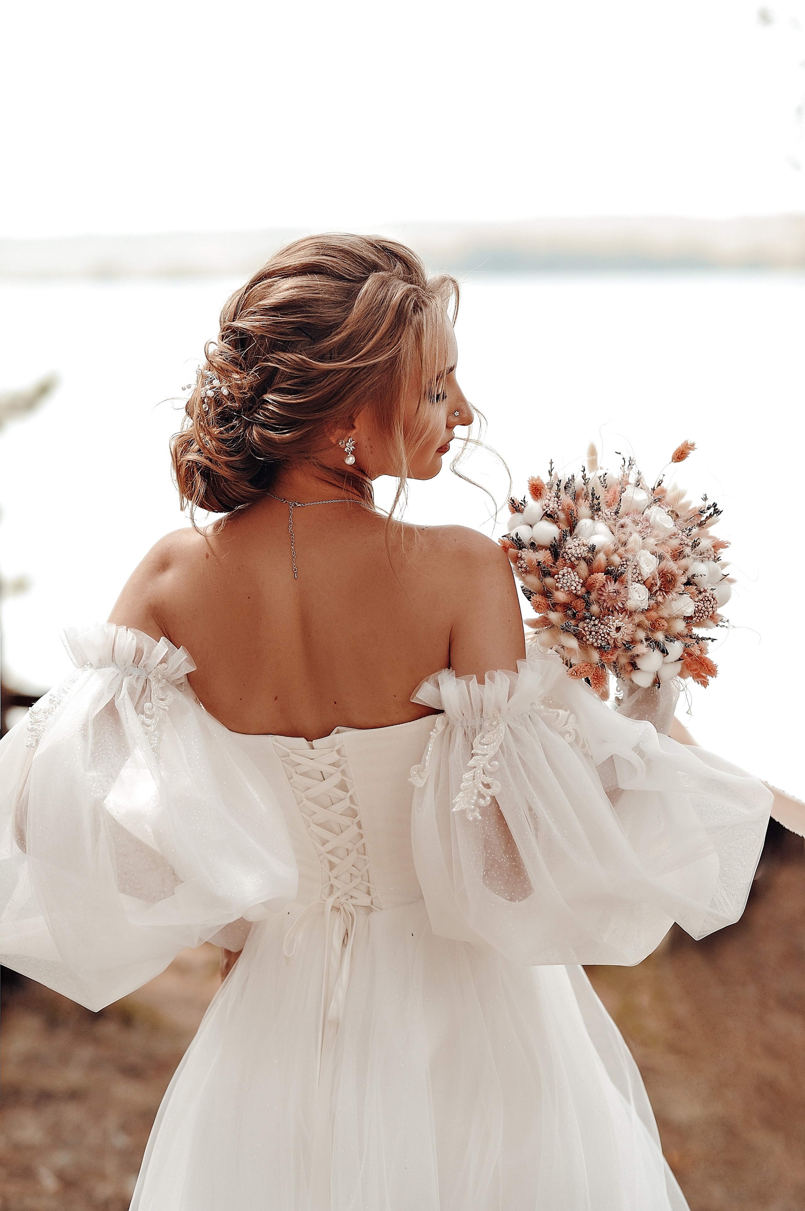 Свадьба 21.08.2021 г. Сборы невесты на турбазе. Свадебный и семейный фотограф в Самаре Головань Наталья