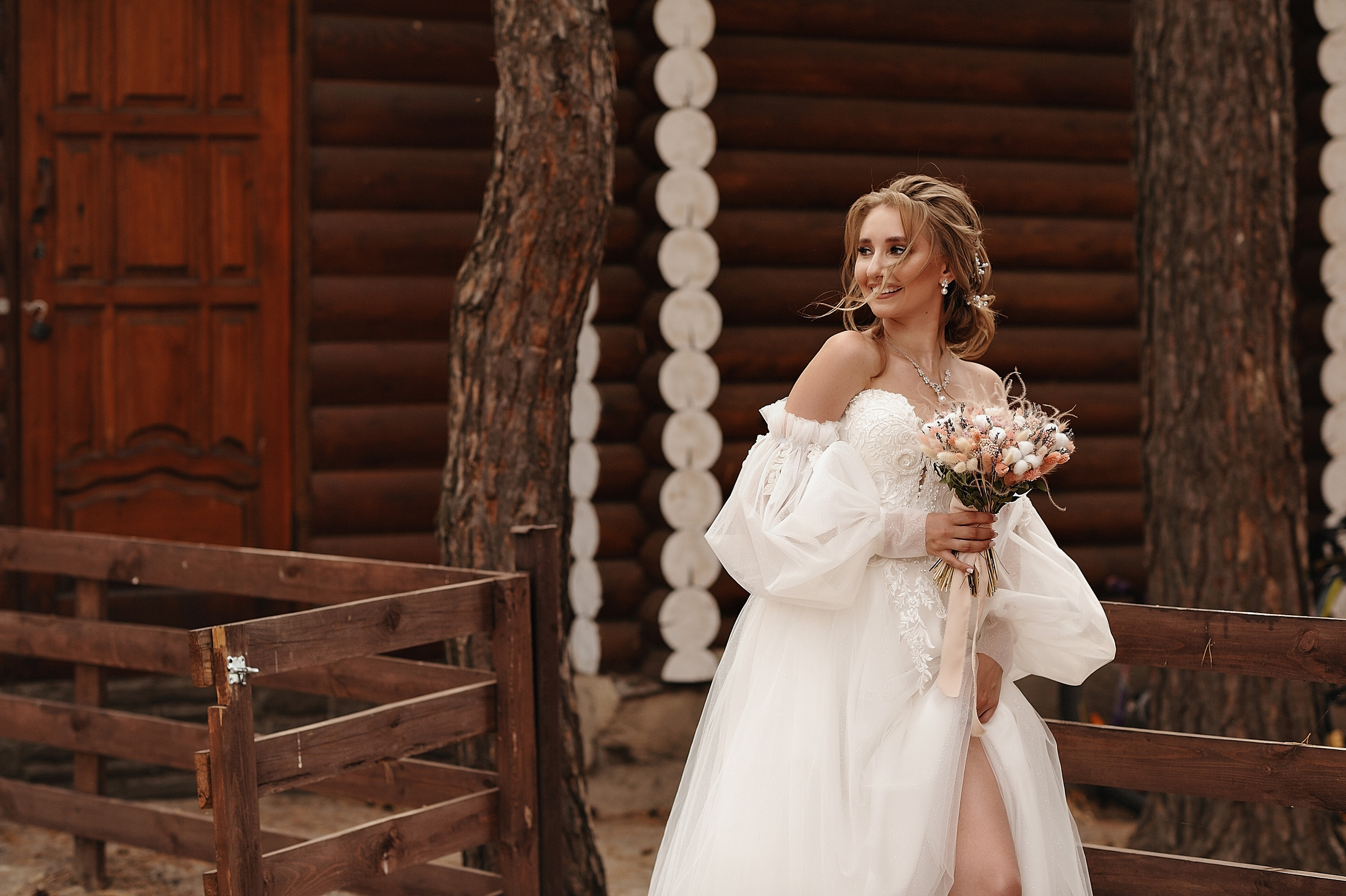 Свадьба 21.08.2021 г. Сборы невесты на турбазе. Свадебный и семейный фотограф в Самаре Головань Наталья