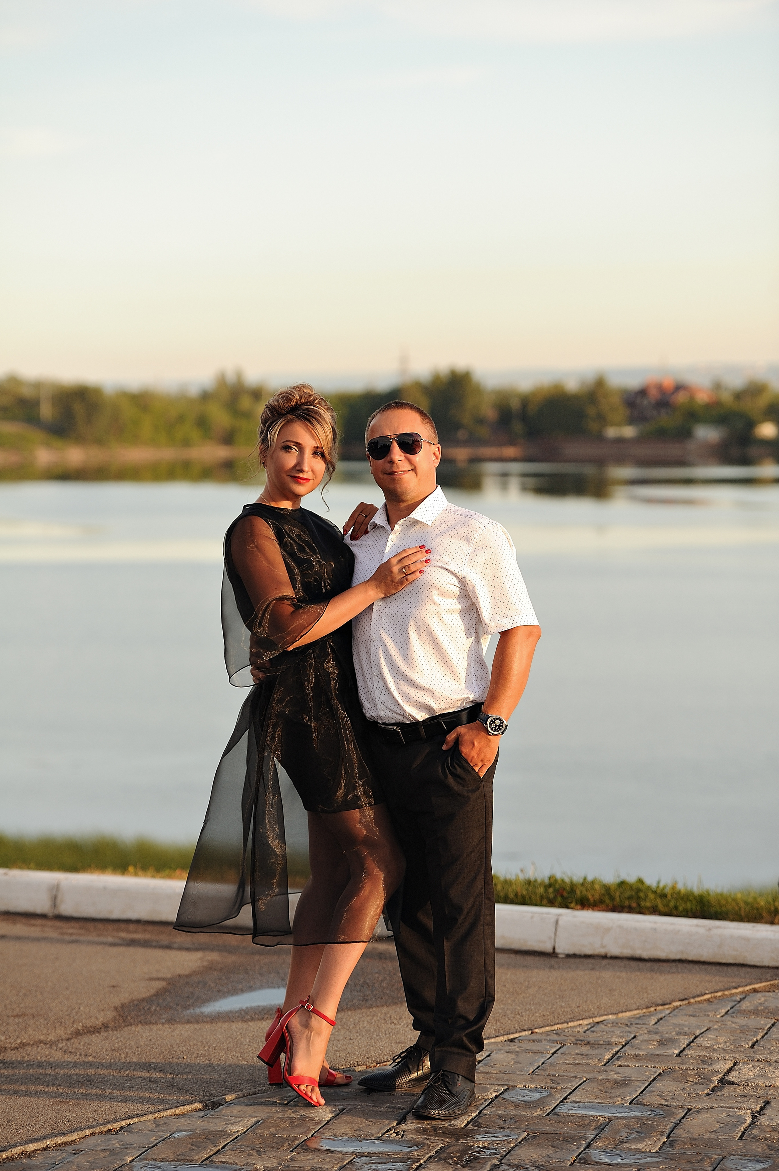 Выпускница, отличница и просто красавица Елизавета и ее родители. Свадебный и семейный фотограф в Самаре Головань Наталья