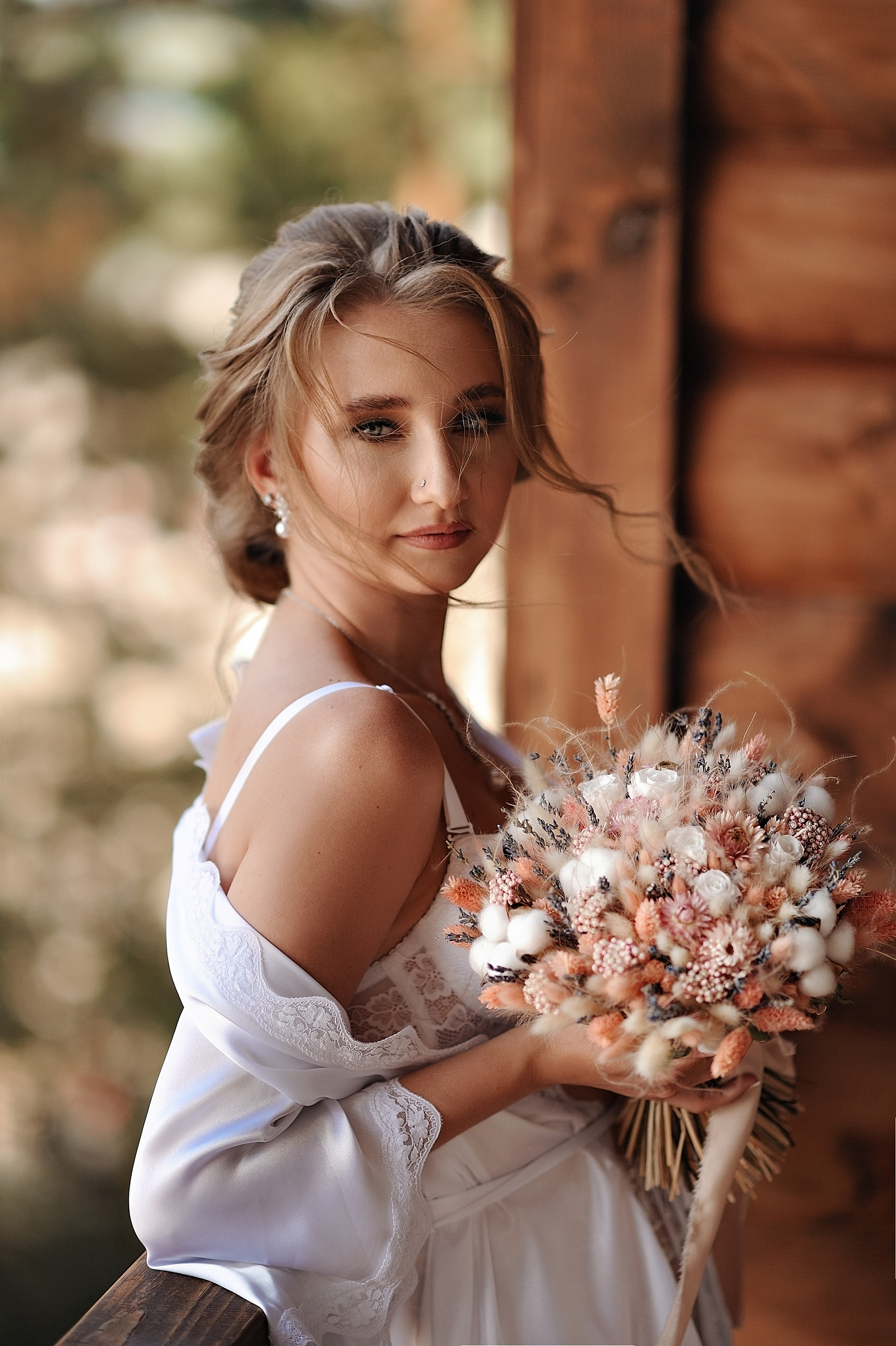 Свадьба 21.08.2021 г. Сборы невесты на турбазе. Свадебный и семейный фотограф в Самаре Головань Наталья