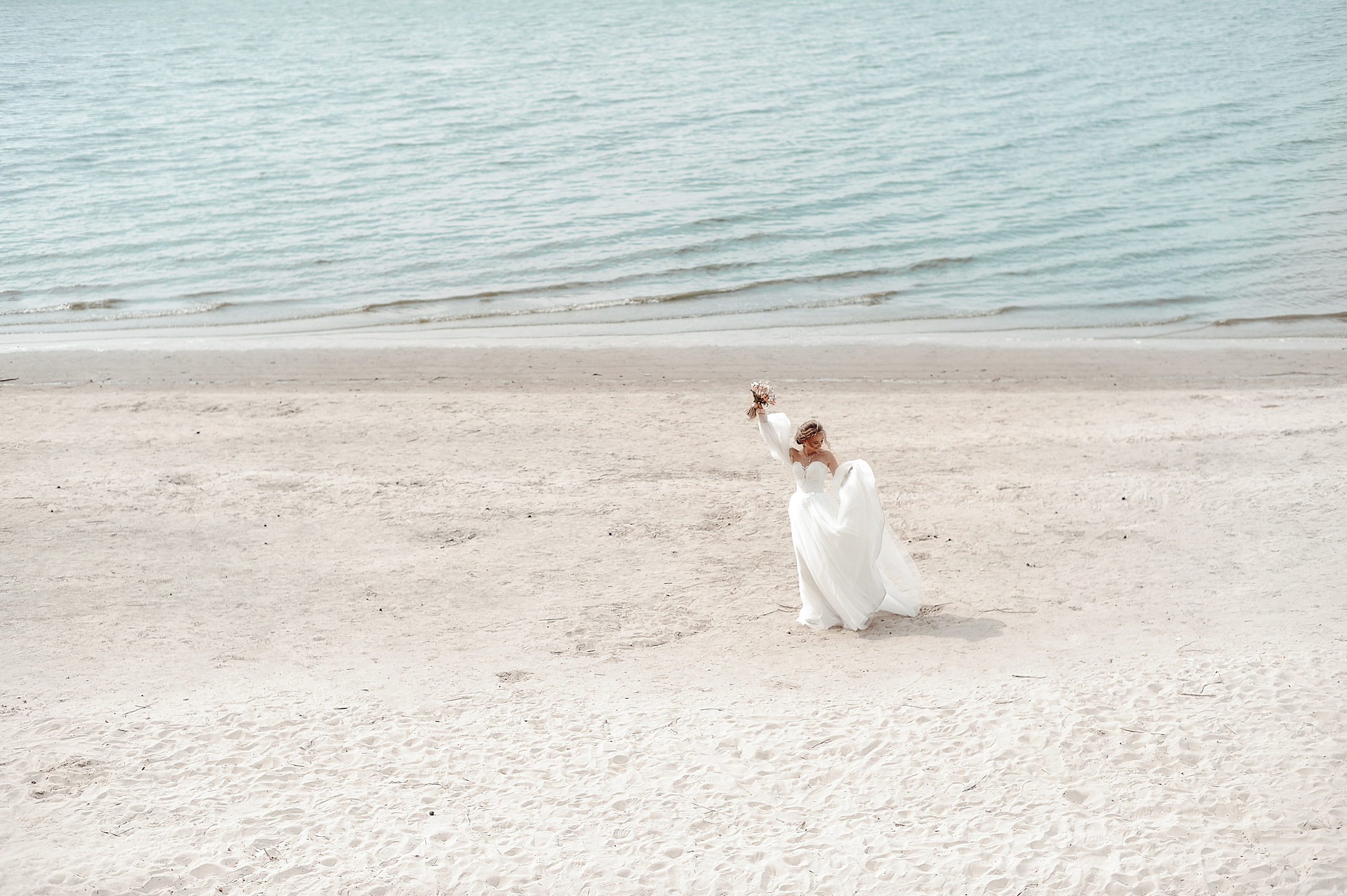 Свадьба 21.08.2021 г. Сборы невесты на турбазе. Свадебный и семейный фотограф в Самаре Головань Наталья