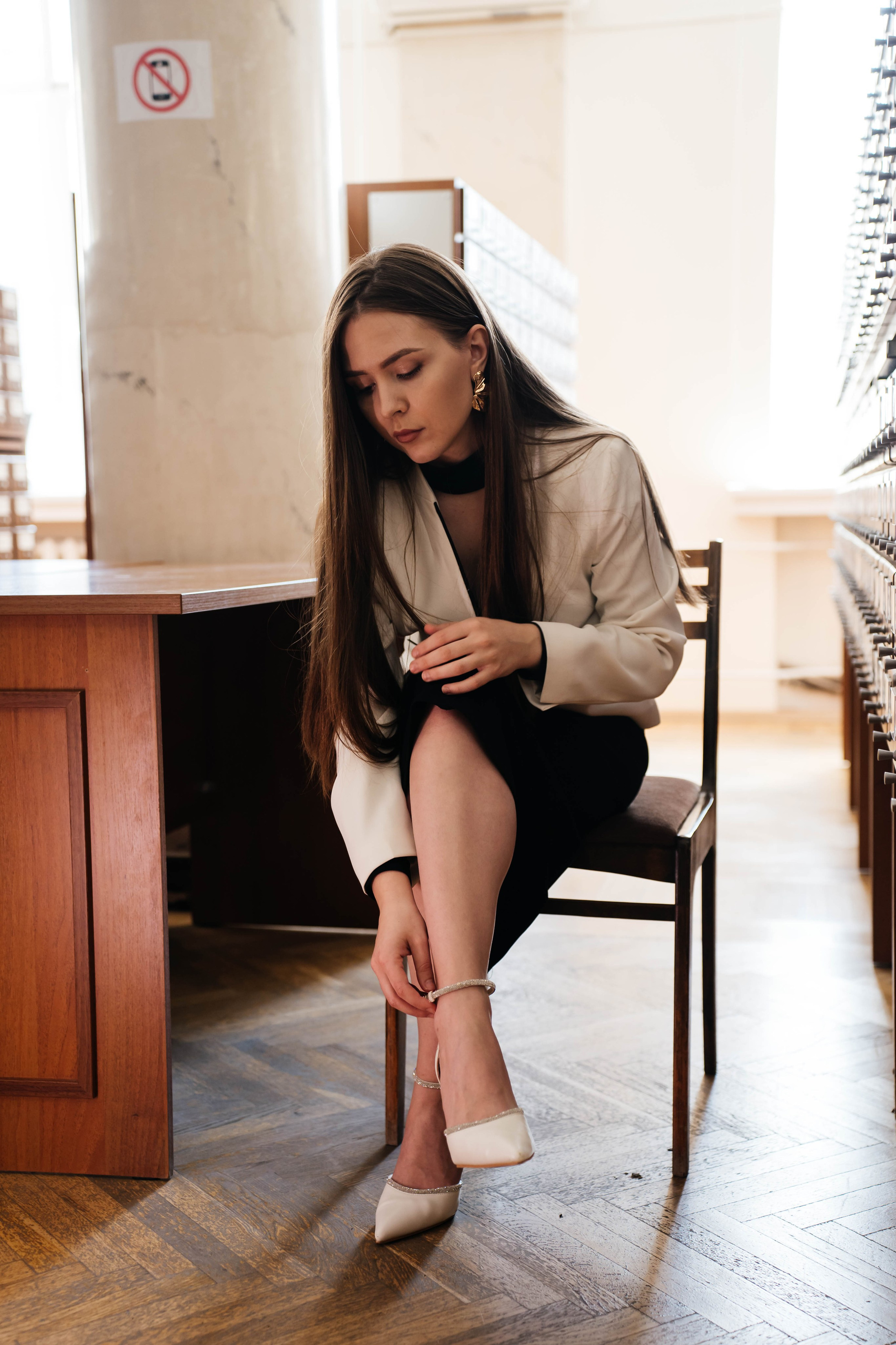 В библиотеке. Видеограф и Фотограф в Челябинске Ксения и Владимир Рюмины