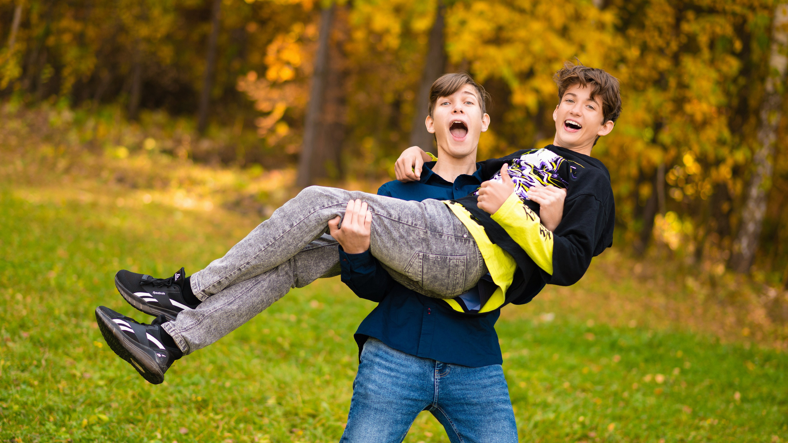 Галерея фотографий. Красавчики — выпускные альбомы в Новосибирске
