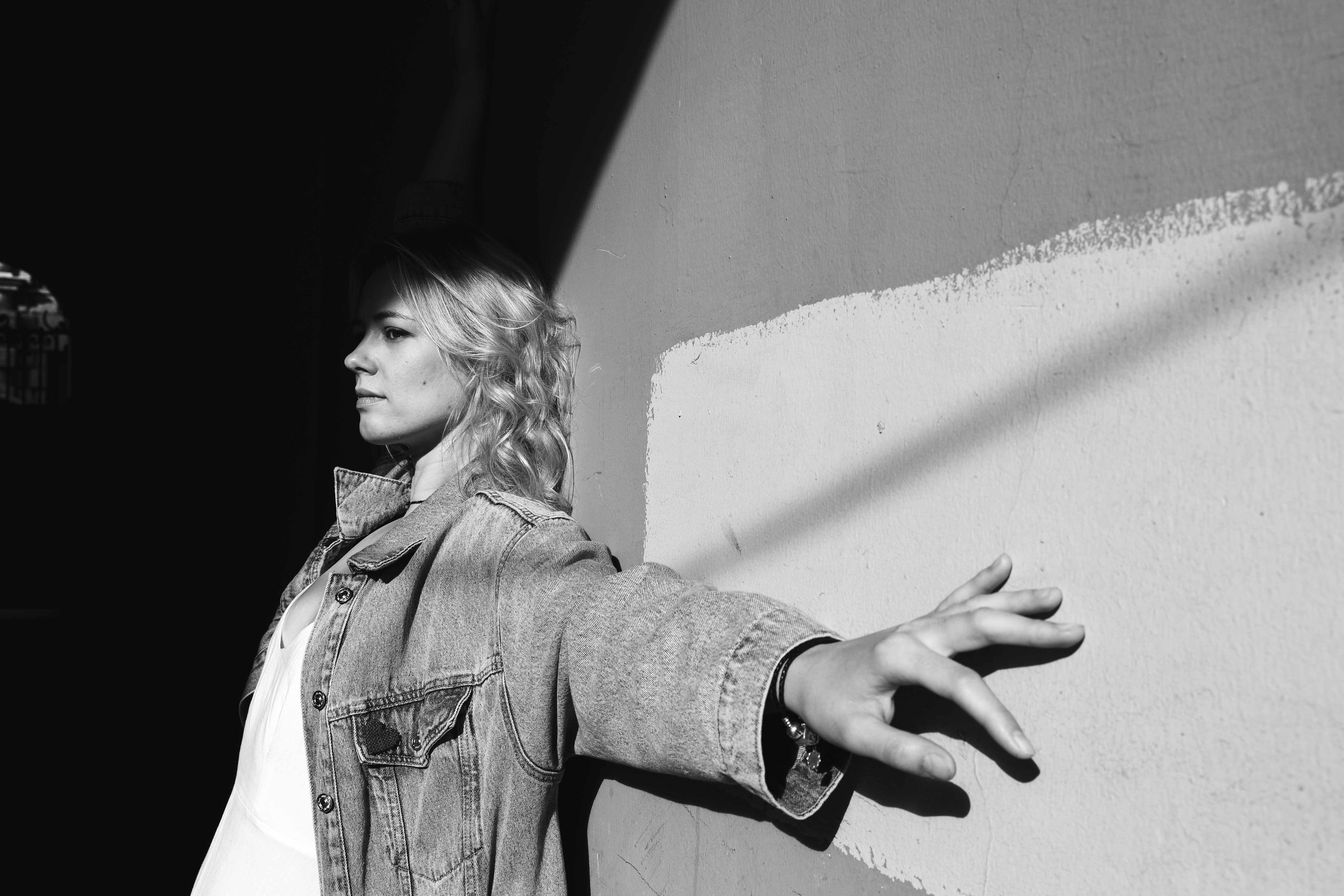 Ира. ЧБ. Свадебный и семейный фотограф в Санкт-Петербурге Лолита Евстифеева