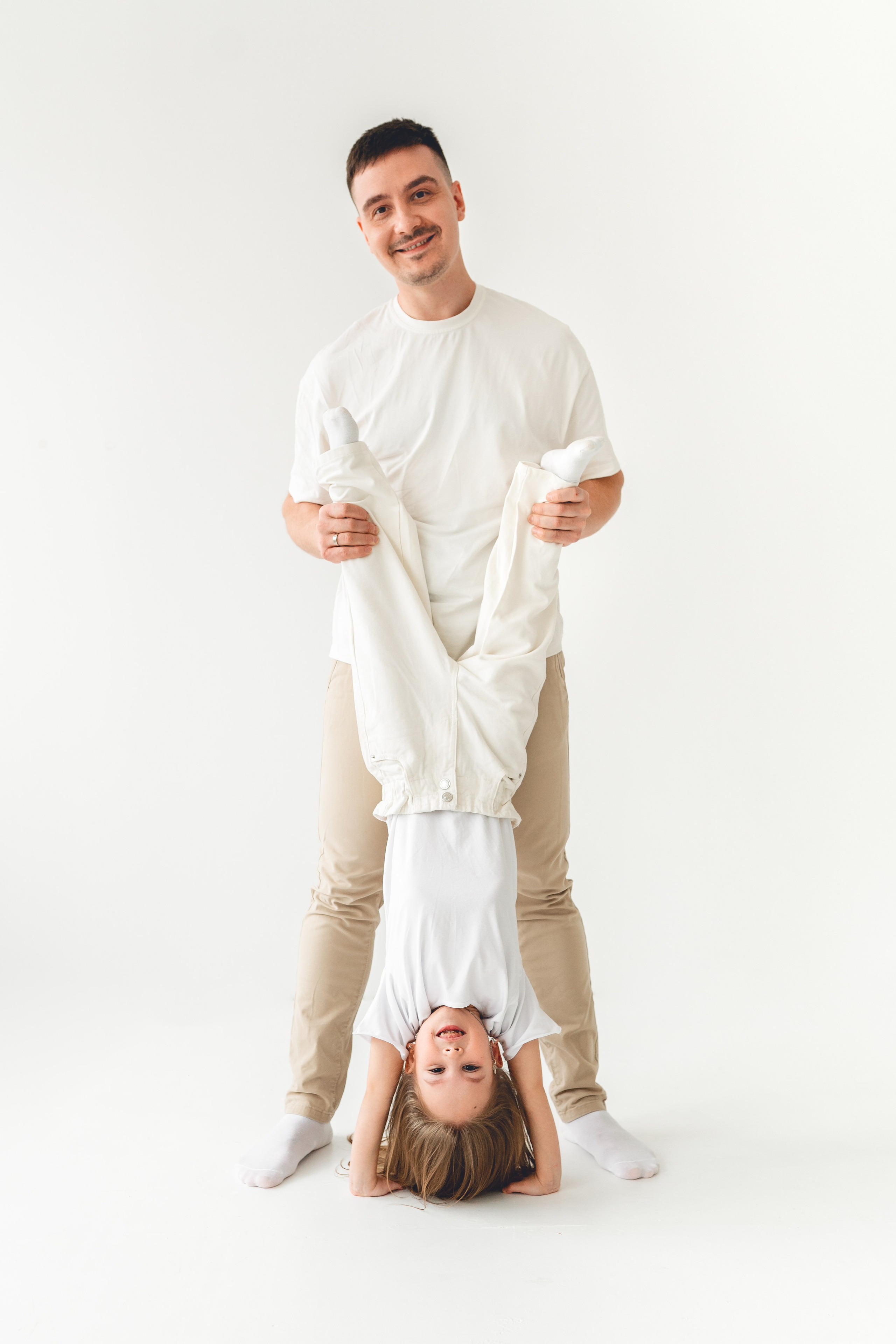 Яна. Главная