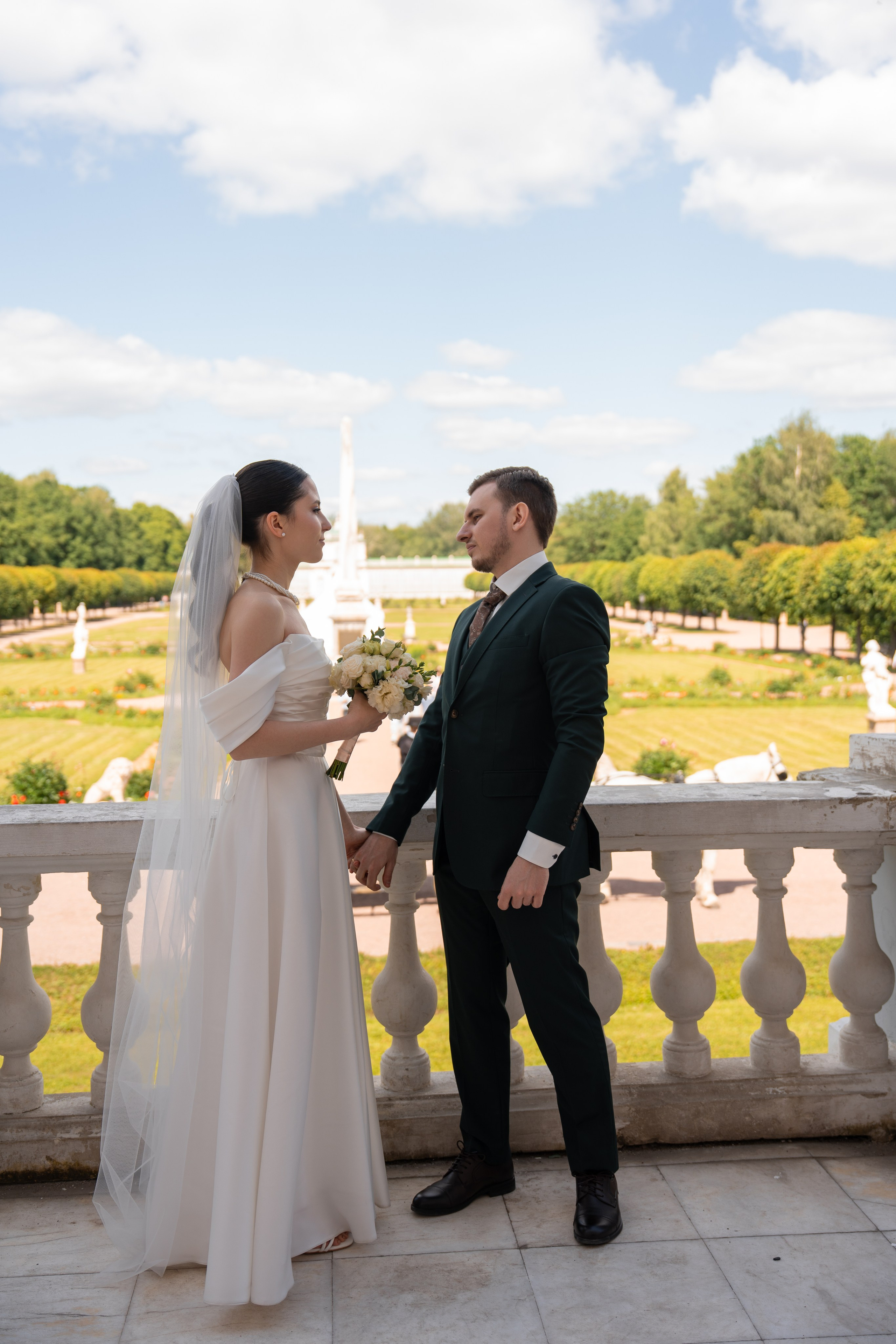 Влад и Илина в Кусково. Свадебный фотограф в Москве Анна Полушина