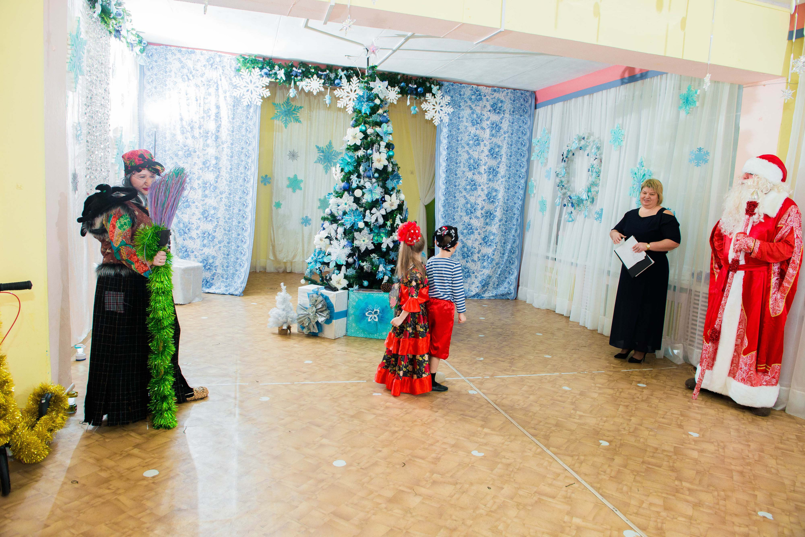 25.12.2019 д. с. № 5, Екатеринбург. Свадебный фотограф на Урале Виктор Соколов