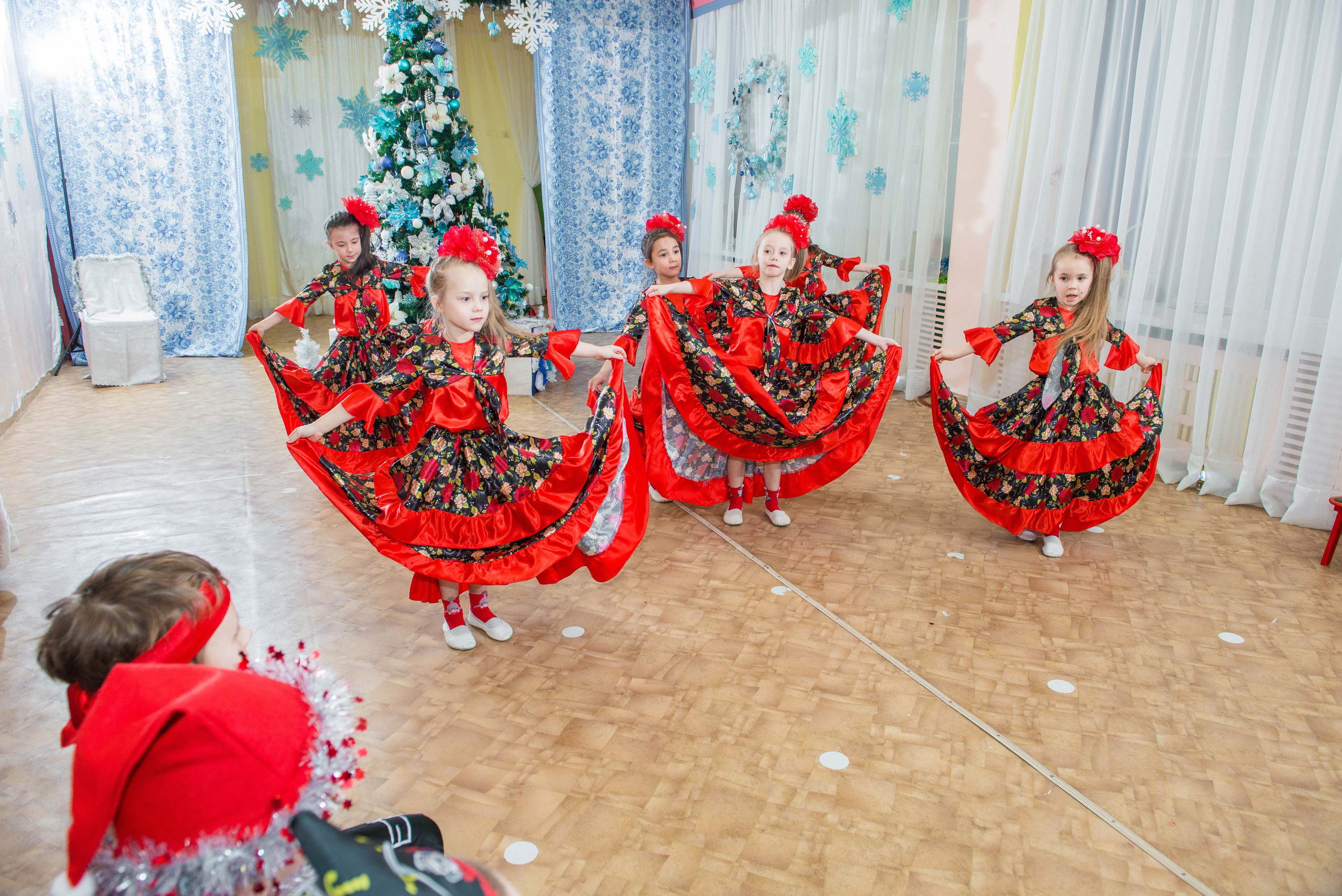 25.12.2019 д. с. № 5, Екатеринбург. Свадебный фотограф на Урале Виктор Соколов