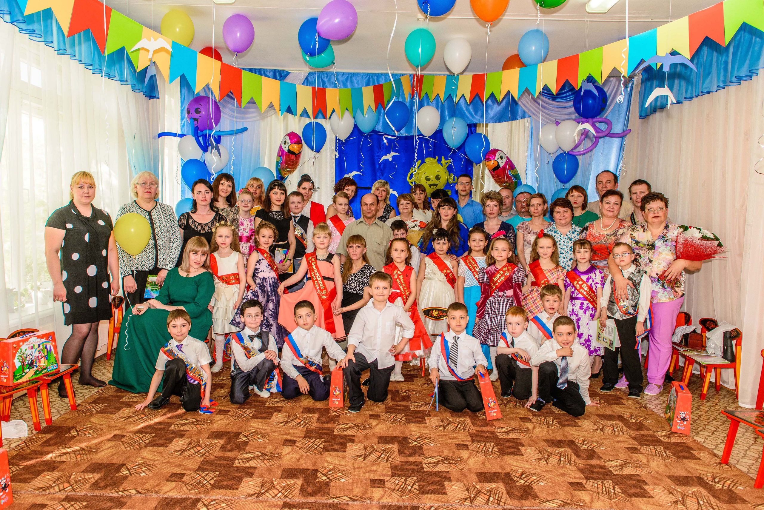 Выпускной, д. с. № 391 28.05.2015, Екатеринбург. Свадебный фотограф на Урале Виктор Соколов