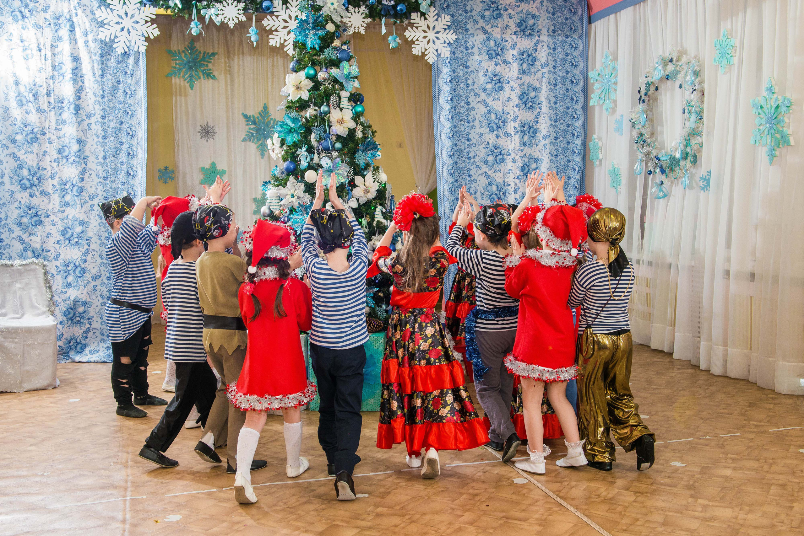 25.12.2019 д. с. № 5, Екатеринбург. Свадебный фотограф на Урале Виктор Соколов