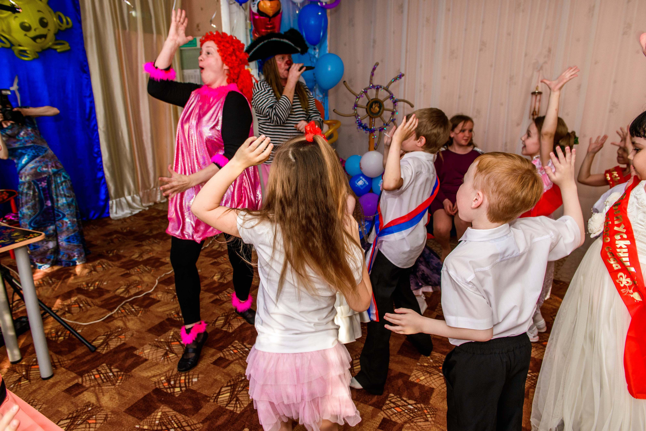 Выпускной, д. с. № 391 28.05.2015, Екатеринбург. Свадебный фотограф на Урале Виктор Соколов