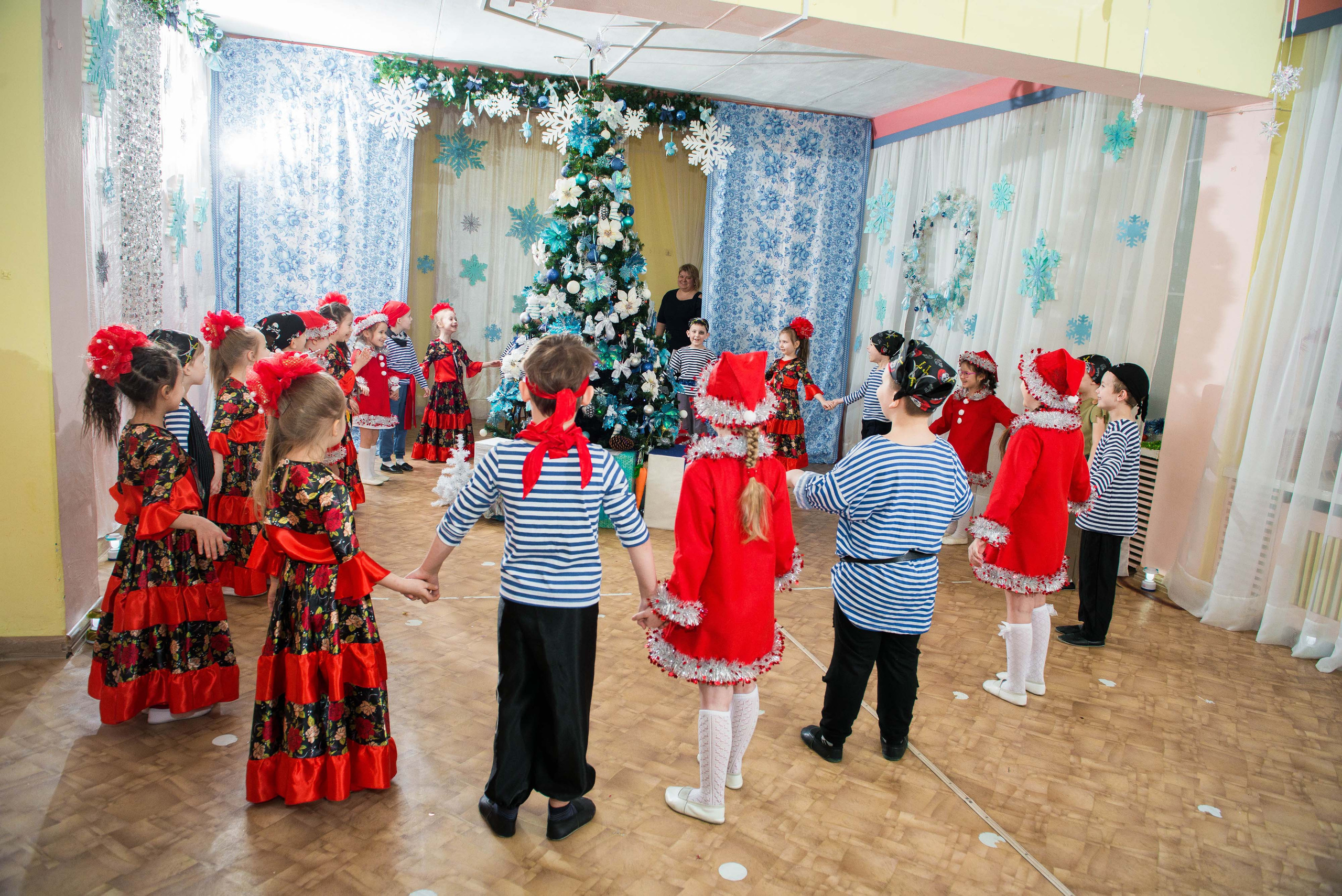 25.12.2019 д. с. № 5, Екатеринбург. Свадебный фотограф на Урале Виктор Соколов