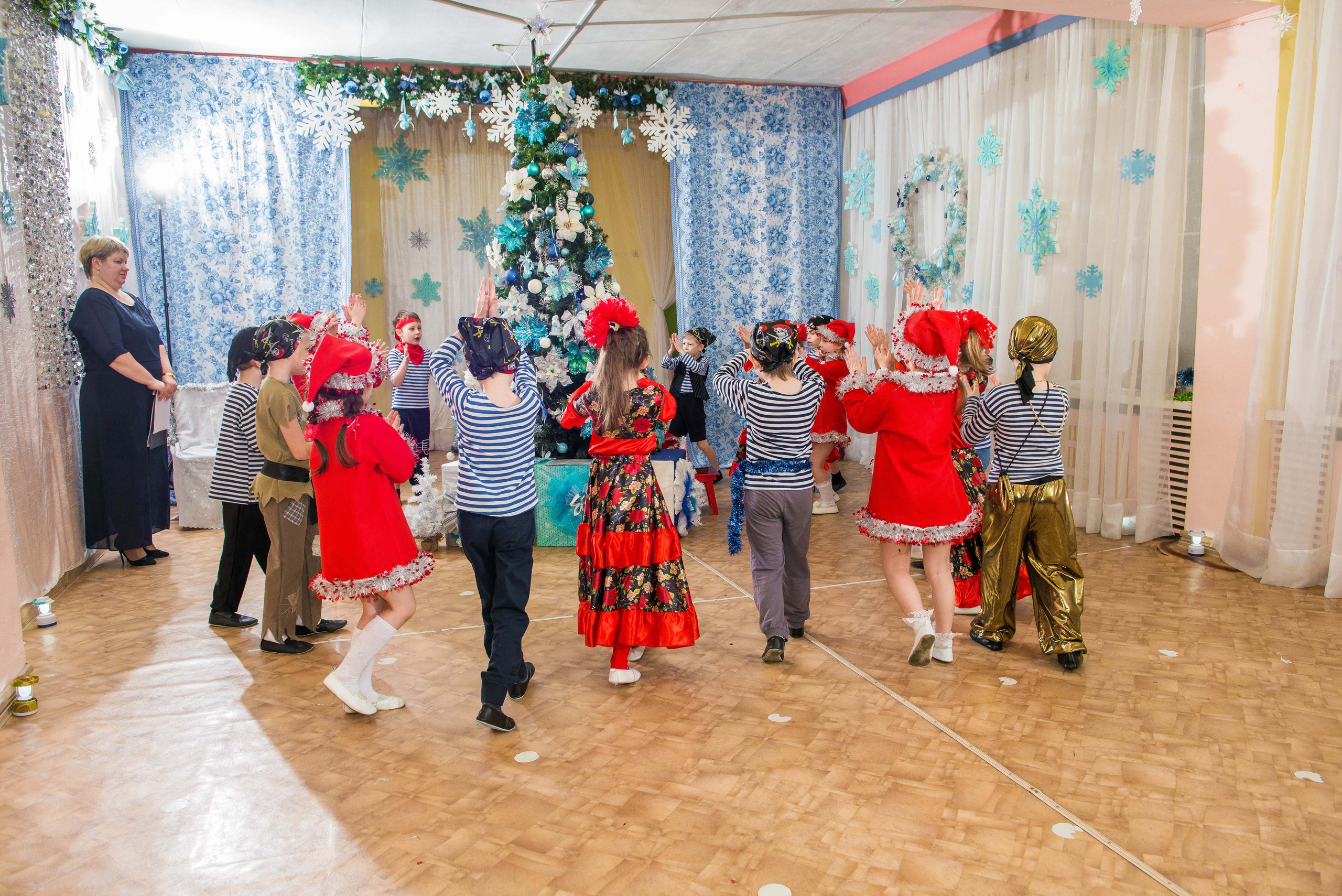 25.12.2019 д. с. № 5, Екатеринбург. Свадебный фотограф на Урале Виктор Соколов