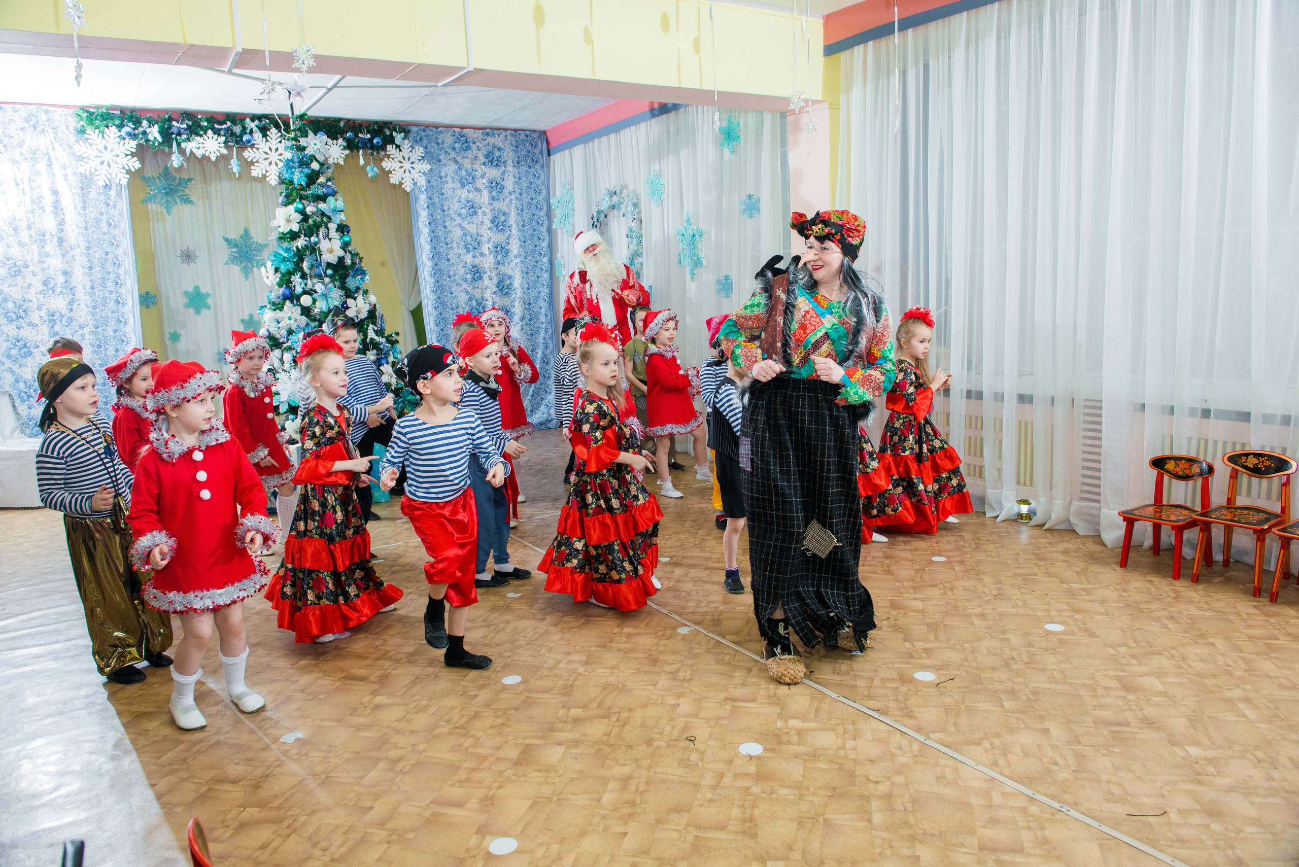 25.12.2019 д. с. № 5, Екатеринбург. Свадебный фотограф на Урале Виктор Соколов