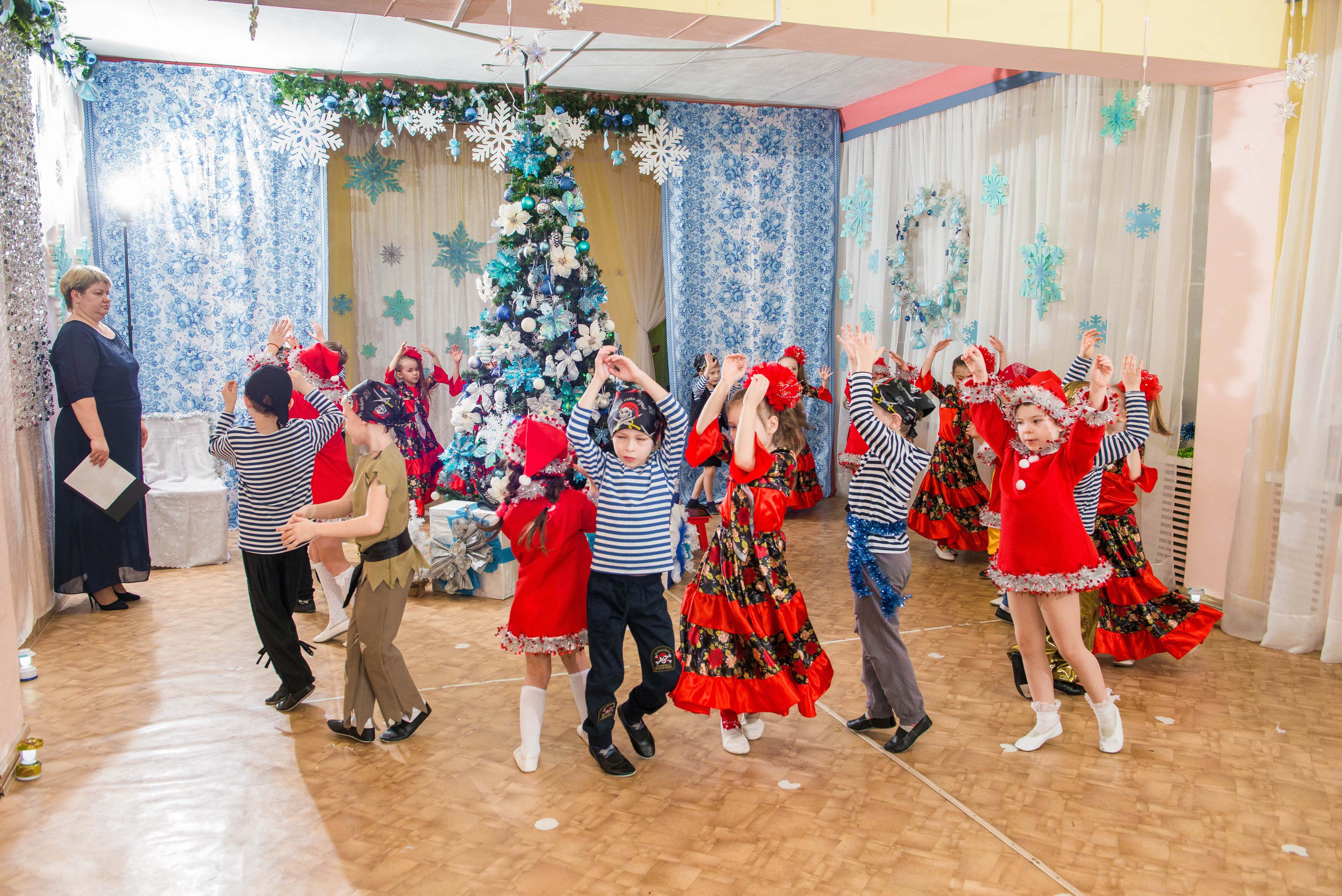 25.12.2019 д. с. № 5, Екатеринбург. Свадебный фотограф на Урале Виктор Соколов