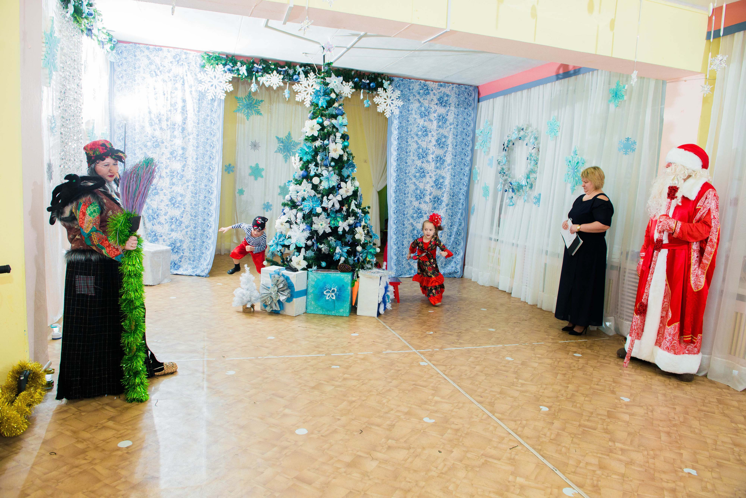 25.12.2019 д. с. № 5, Екатеринбург. Свадебный фотограф на Урале Виктор Соколов