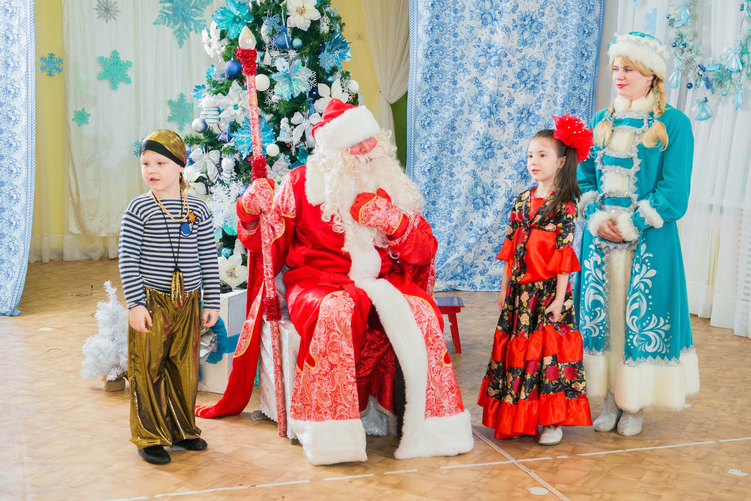 25.12.2019 д. с. № 5, Екатеринбург. Свадебный фотограф на Урале Виктор Соколов