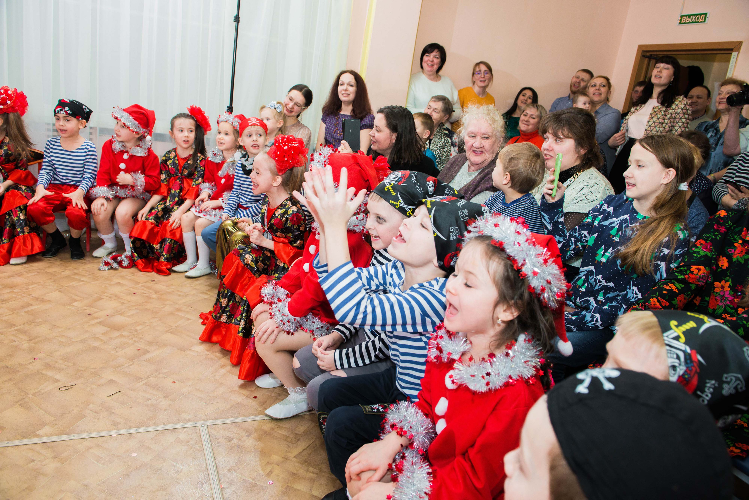 25.12.2019 д. с. № 5, Екатеринбург. Свадебный фотограф на Урале Виктор Соколов