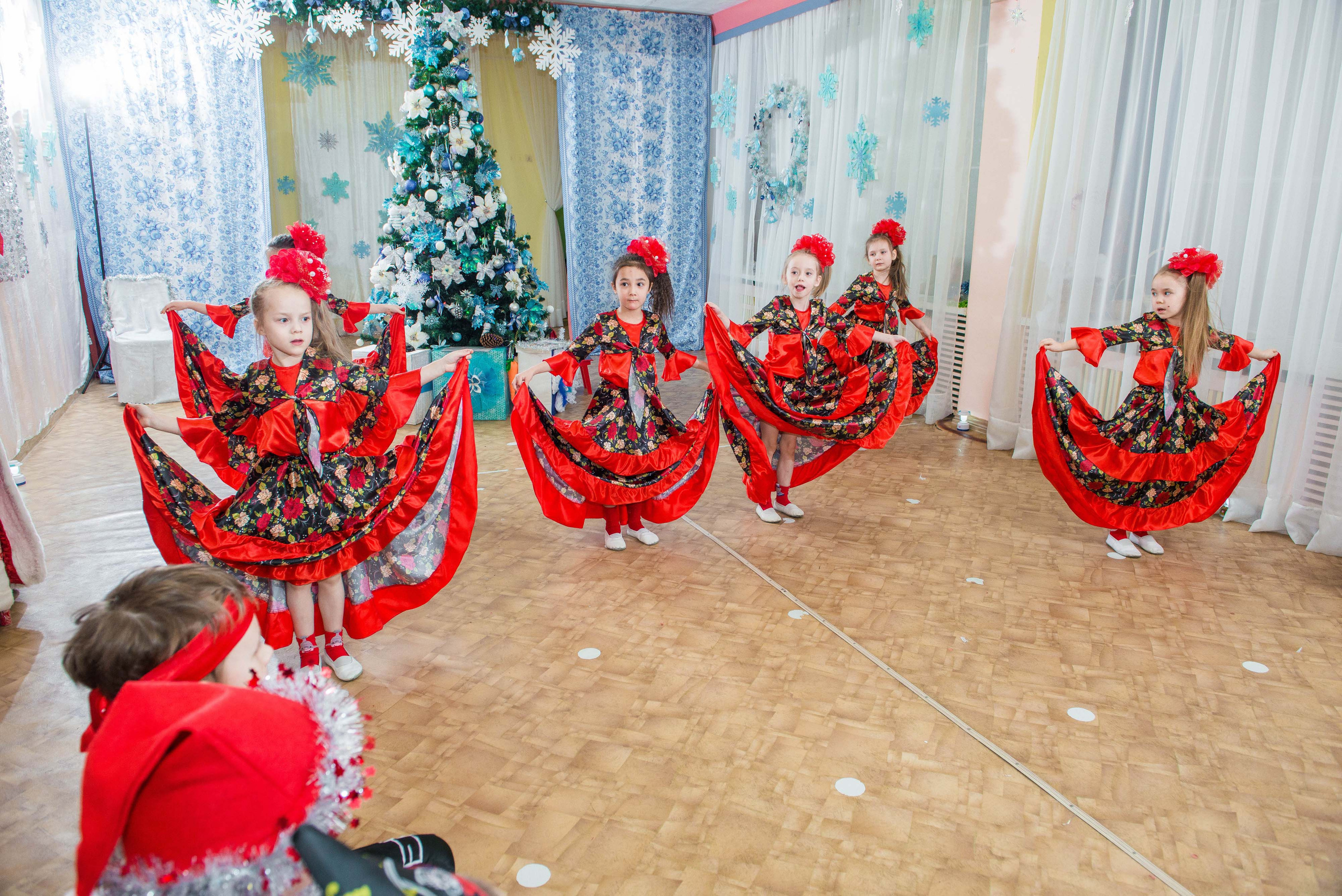 25.12.2019 д. с. № 5, Екатеринбург. Свадебный фотограф на Урале Виктор Соколов