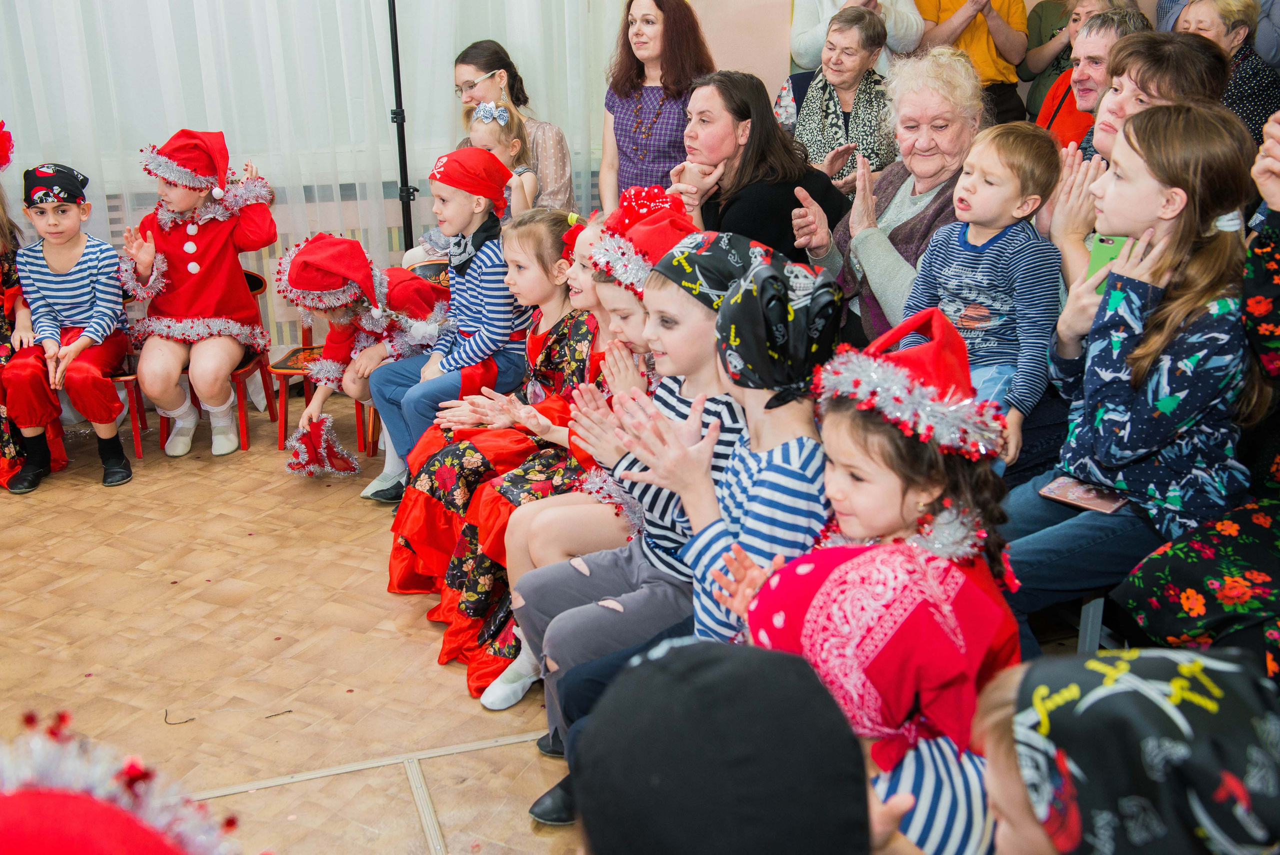 25.12.2019 д. с. № 5, Екатеринбург. Свадебный фотограф на Урале Виктор Соколов