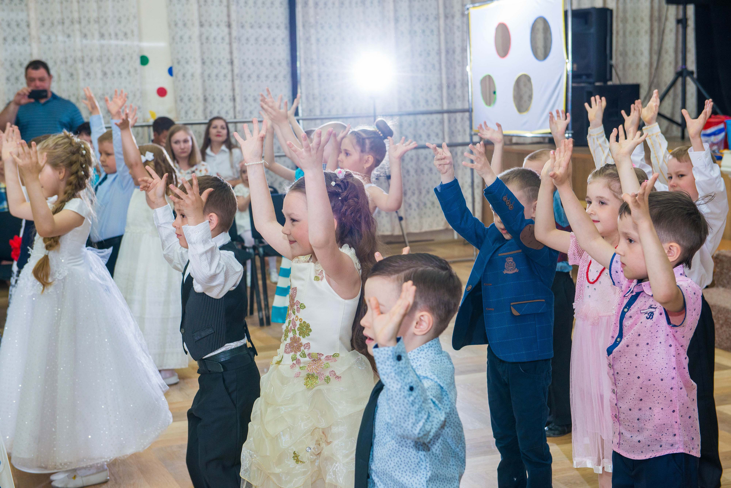 Выпускной, д. с. № 391 29.05.2016, Екатеринбург. Свадебный фотограф на Урале Виктор Соколов