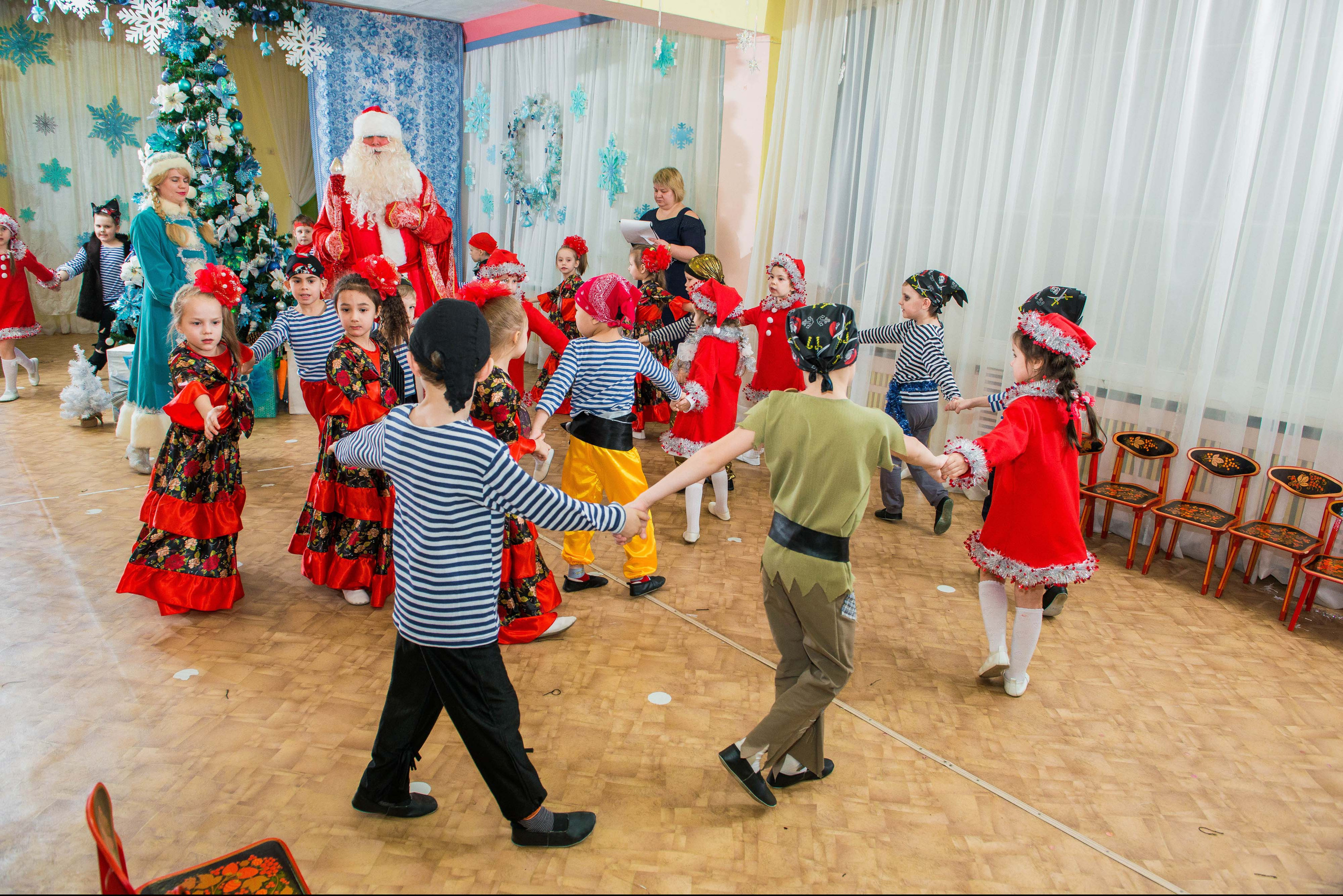 25.12.2019 д. с. № 5, Екатеринбург. Свадебный фотограф на Урале Виктор Соколов