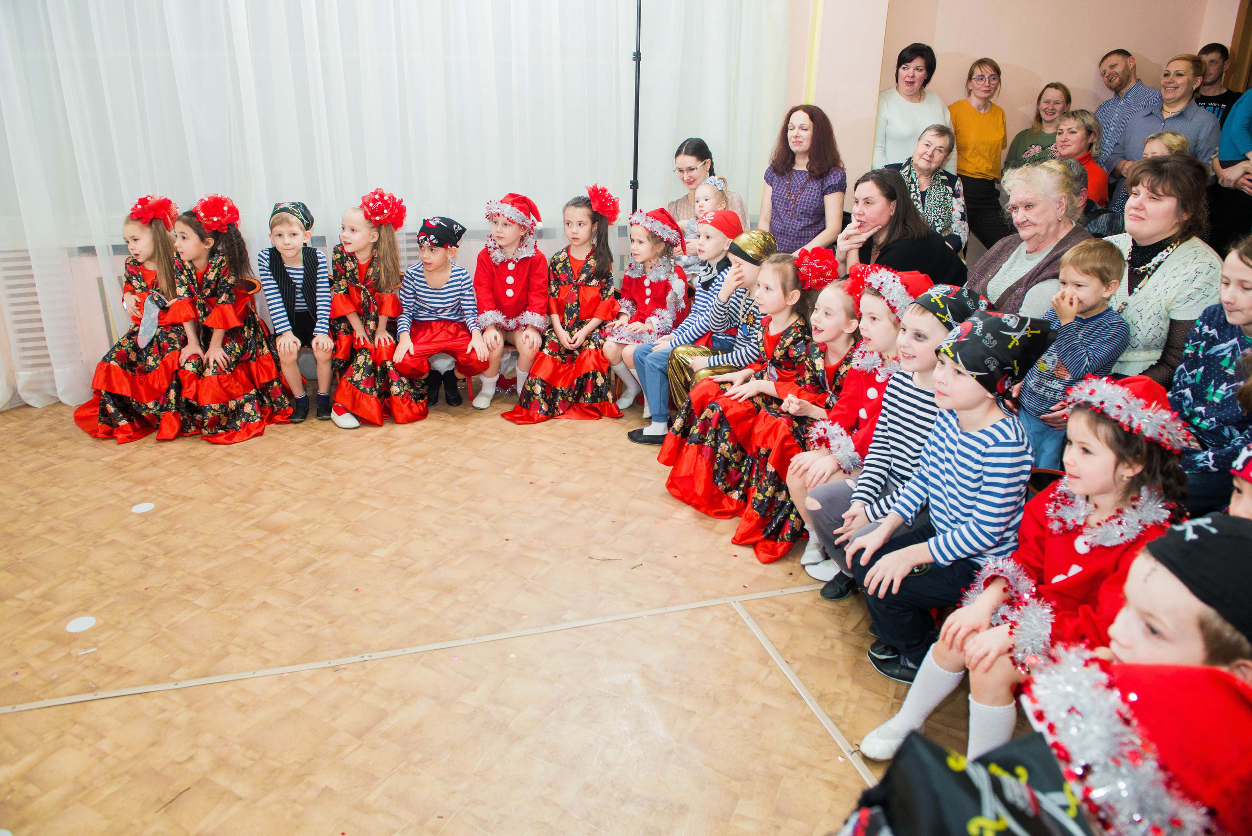 25.12.2019 д. с. № 5, Екатеринбург. Свадебный фотограф на Урале Виктор Соколов