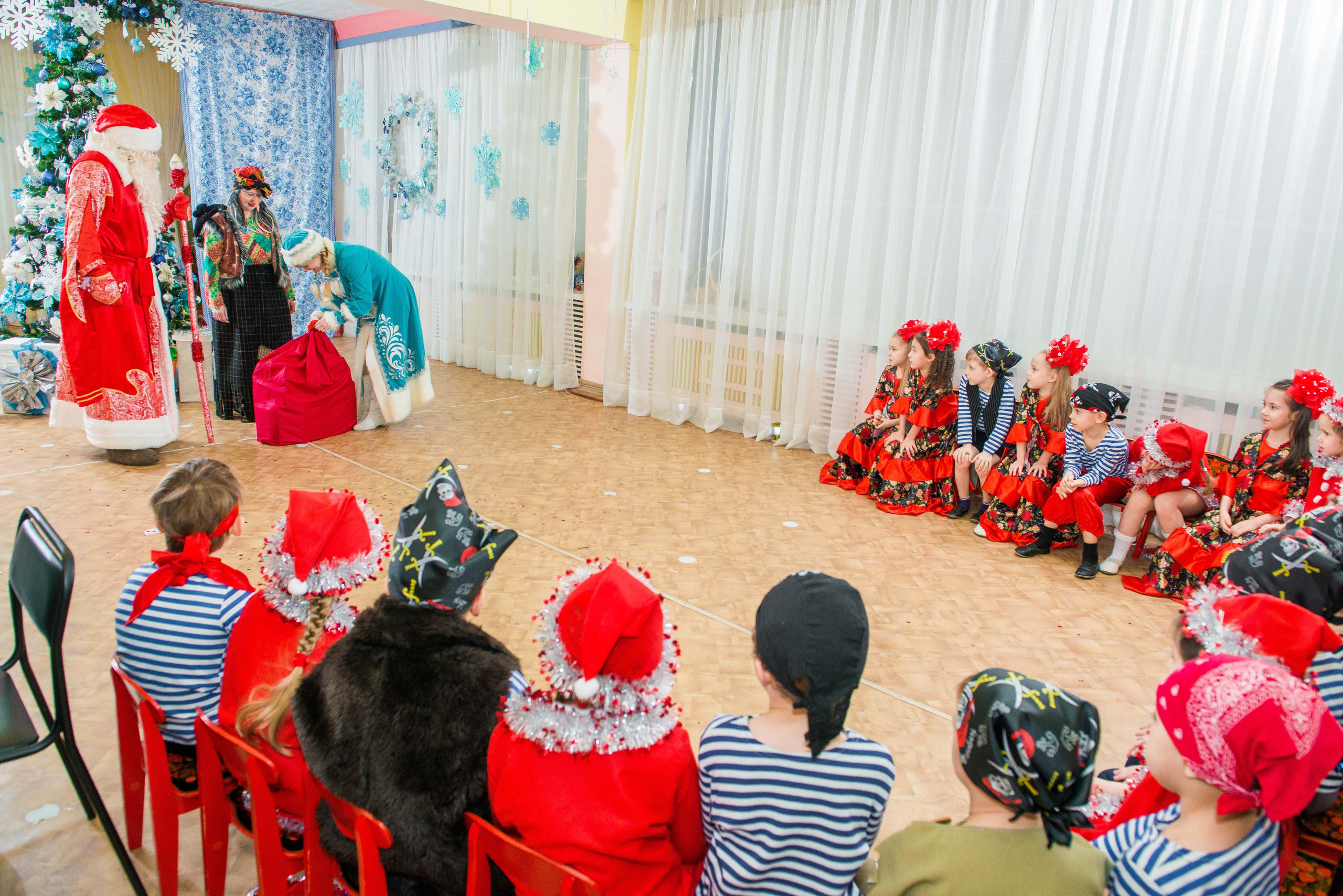 25.12.2019 д. с. № 5, Екатеринбург. Свадебный фотограф на Урале Виктор Соколов