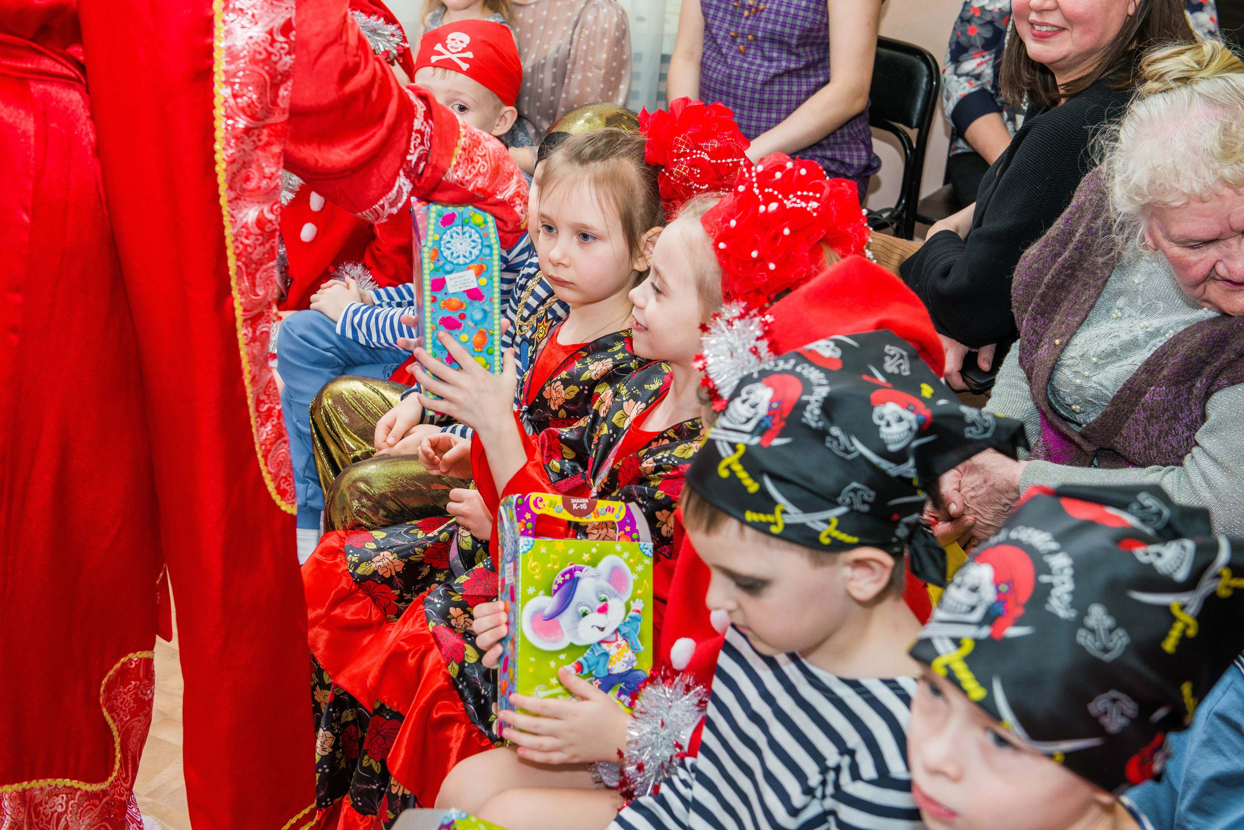 25.12.2019 д. с. № 5, Екатеринбург. Свадебный фотограф на Урале Виктор Соколов