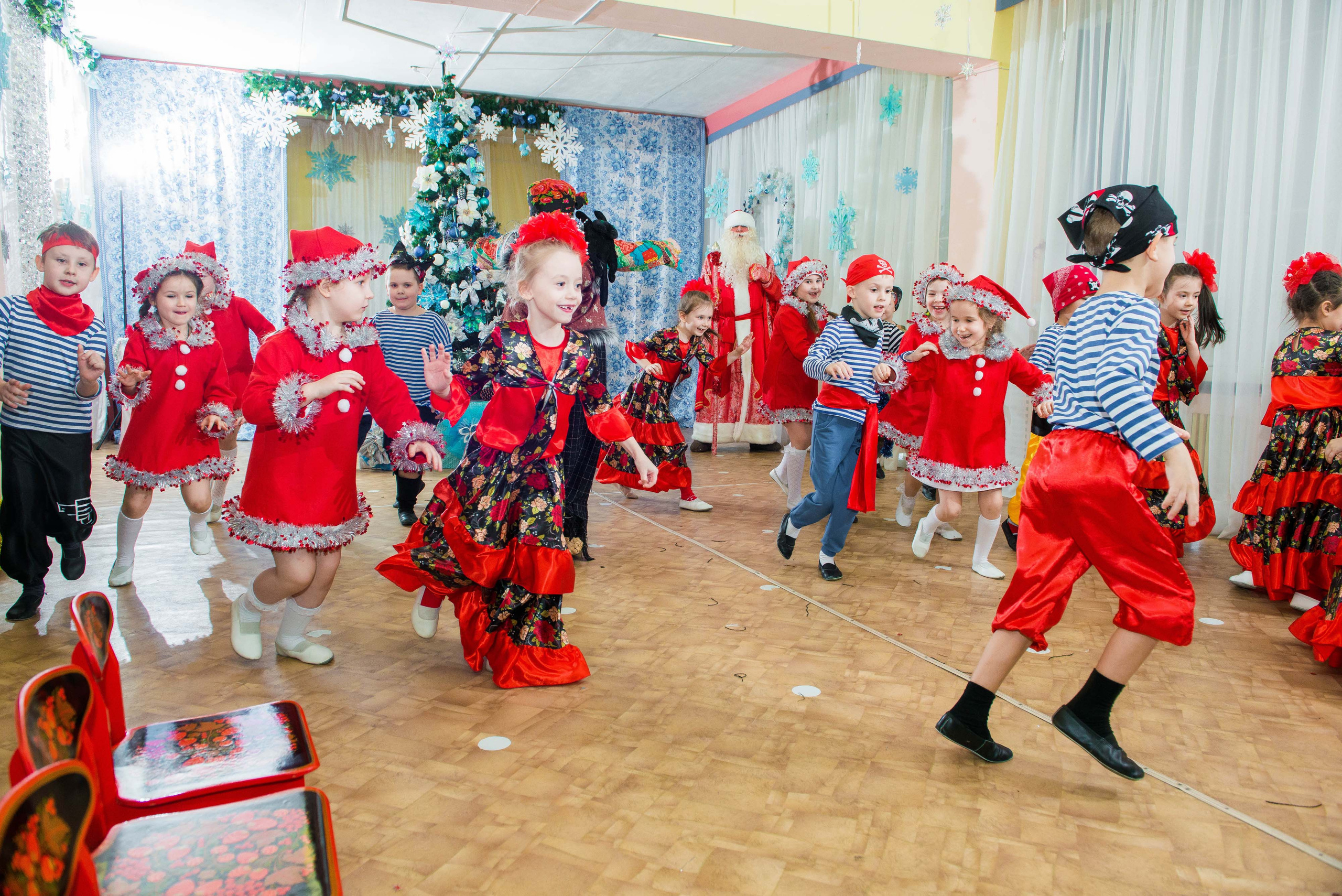 25.12.2019 д. с. № 5, Екатеринбург. Свадебный фотограф на Урале Виктор Соколов
